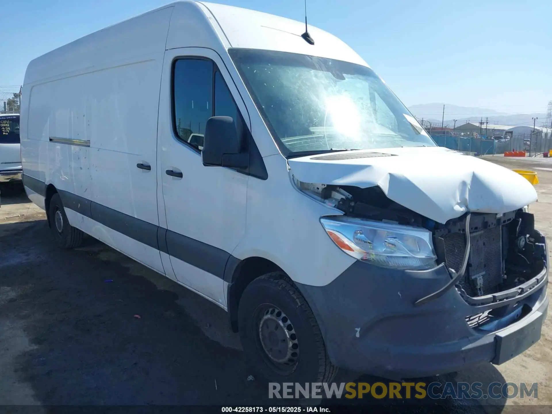 1 Photograph of a damaged car WD4PF1CD0KP181800 MERCEDES-BENZ SPRINTER 2500 2019