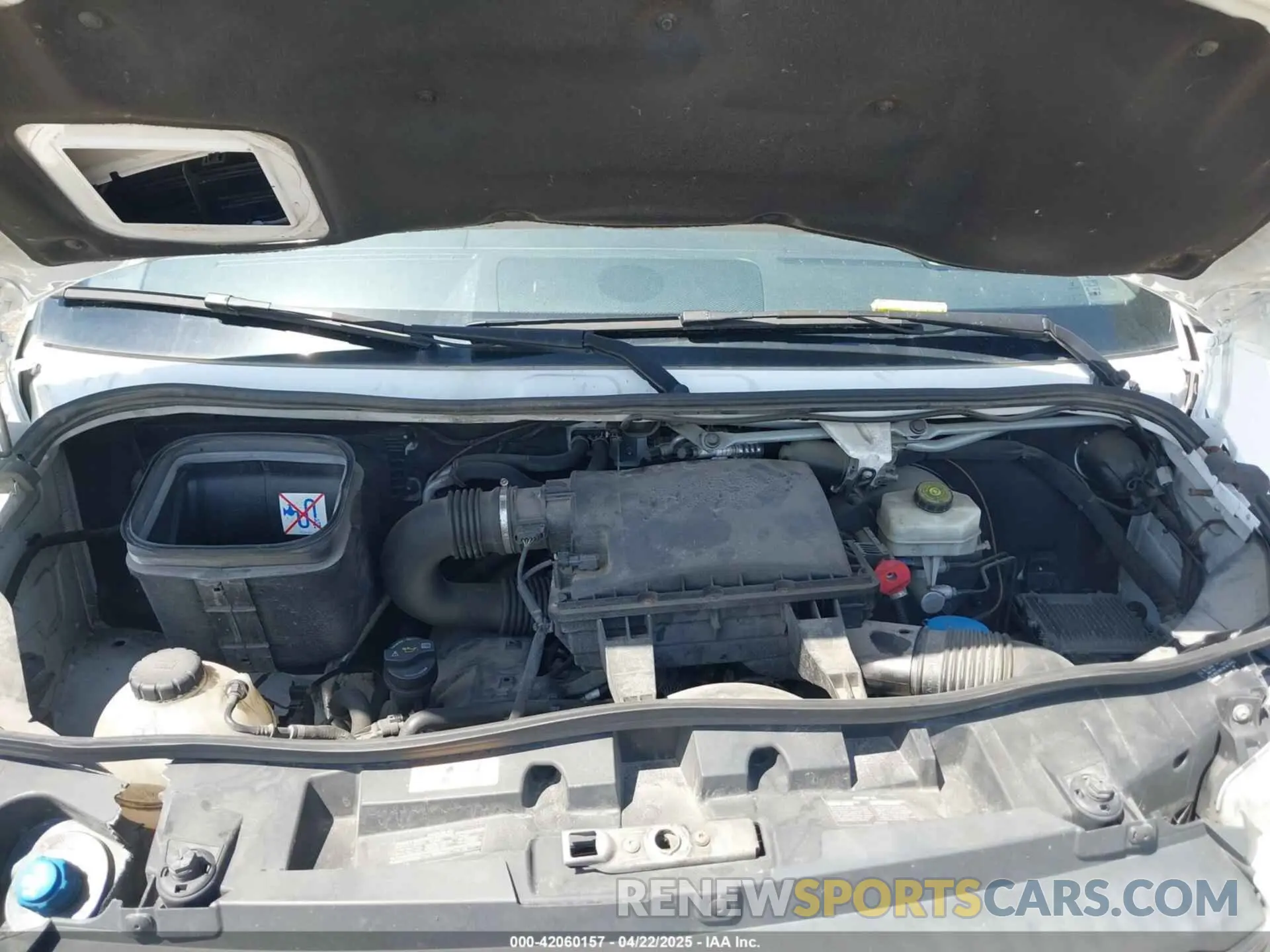 10 Photograph of a damaged car WD4PF1CD1KP109309 MERCEDES-BENZ SPRINTER 2500 2019