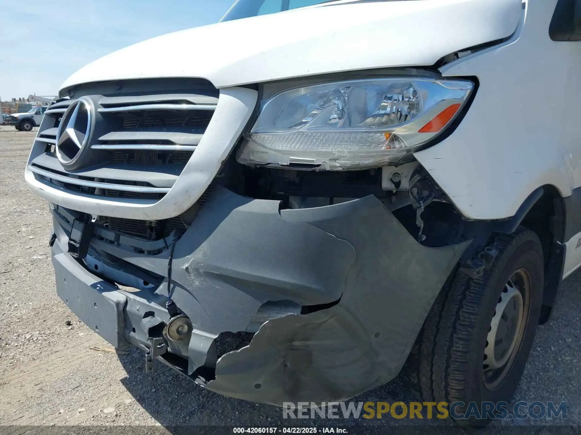 6 Photograph of a damaged car WD4PF1CD1KP109309 MERCEDES-BENZ SPRINTER 2500 2019