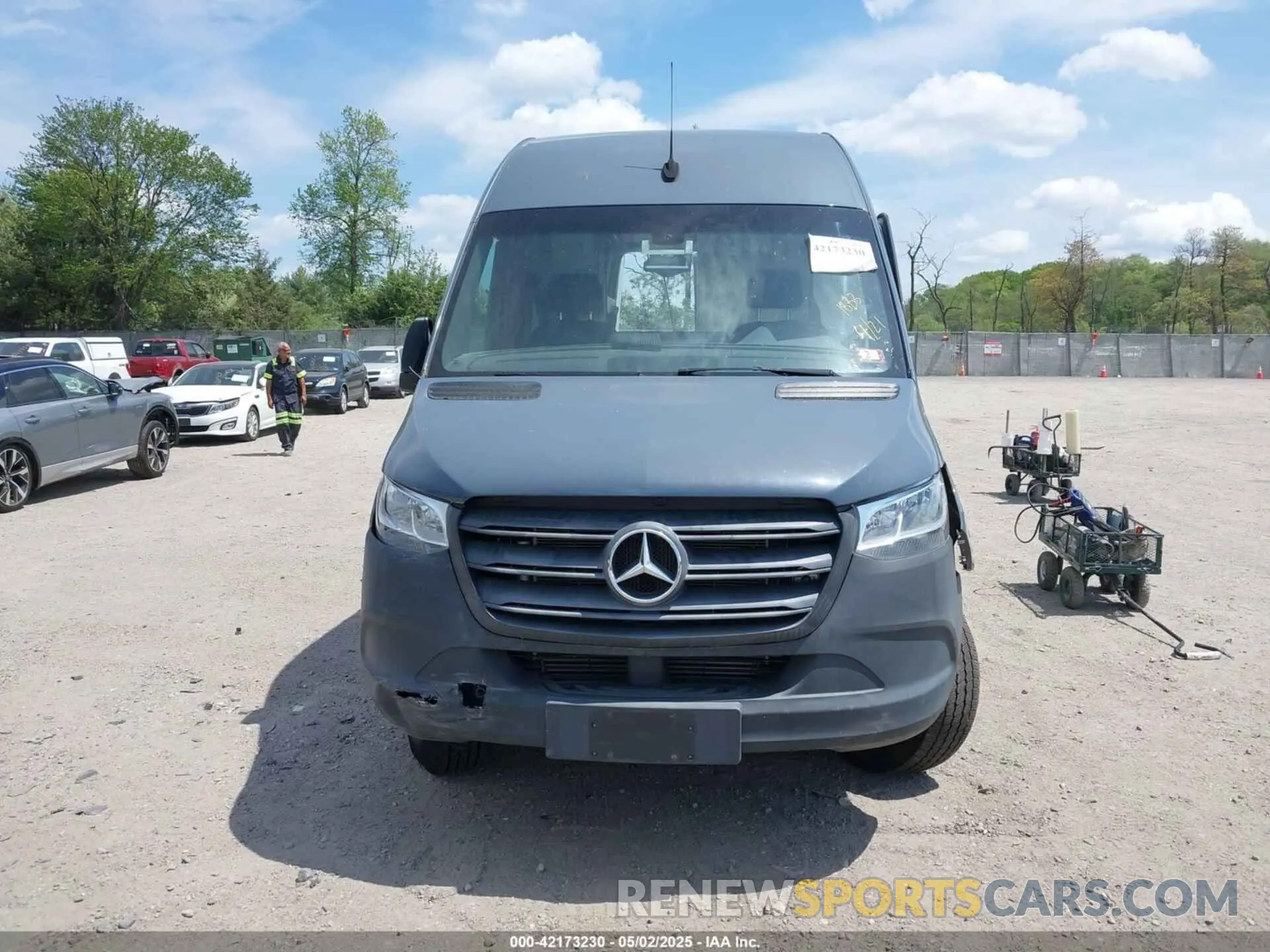 11 Photograph of a damaged car WD4PF1CD2KP141833 MERCEDES-BENZ SPRINTER 2500 2019