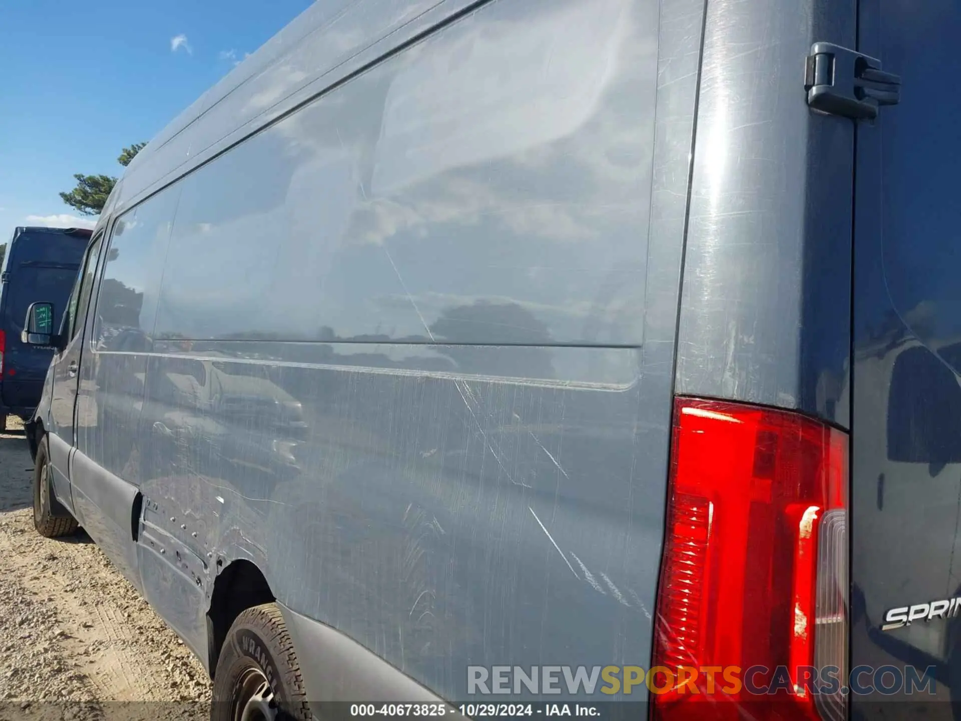 14 Photograph of a damaged car WD4PF1CD3KP128976 MERCEDES-BENZ SPRINTER 2500 2019