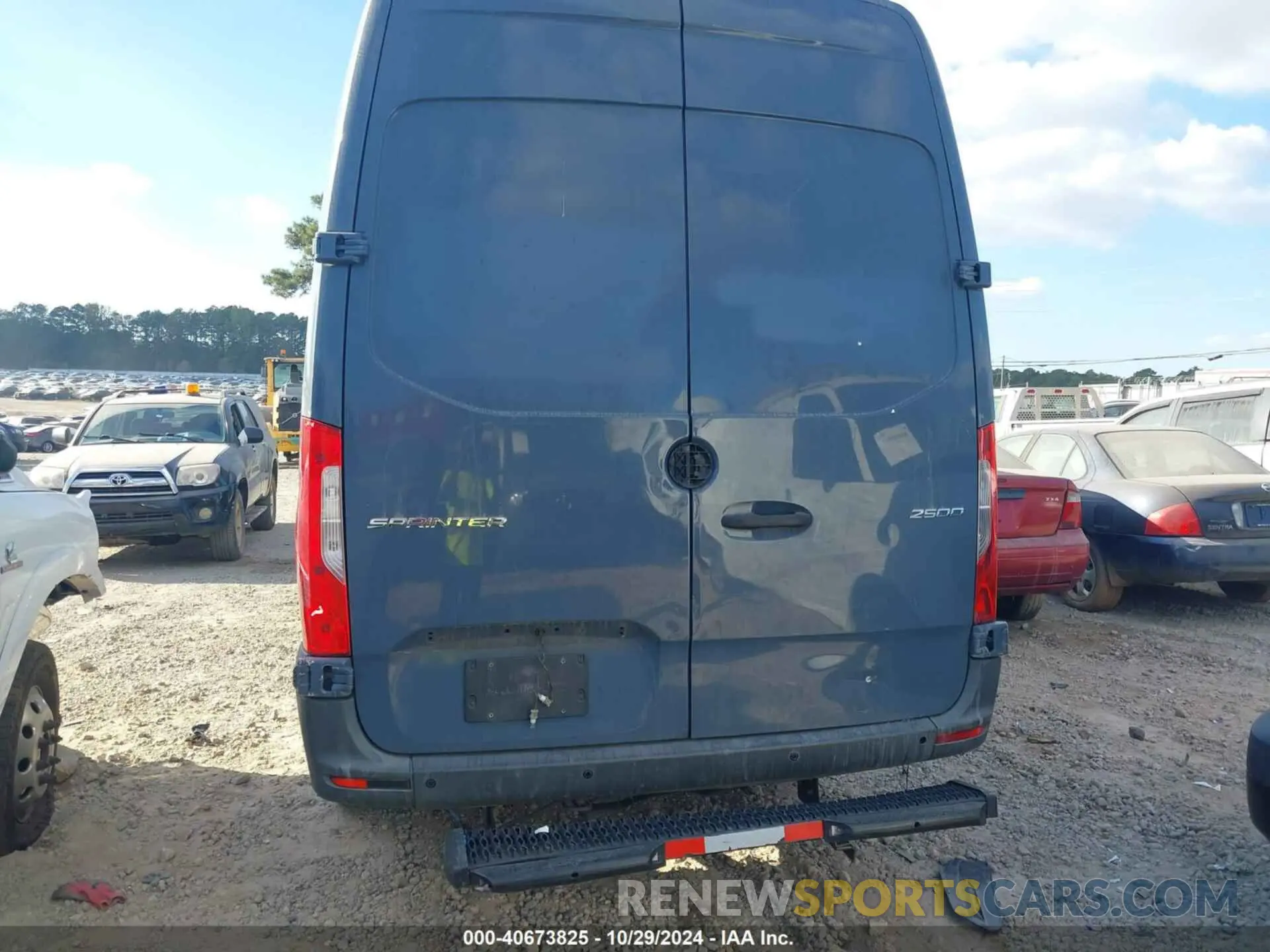 16 Photograph of a damaged car WD4PF1CD3KP128976 MERCEDES-BENZ SPRINTER 2500 2019