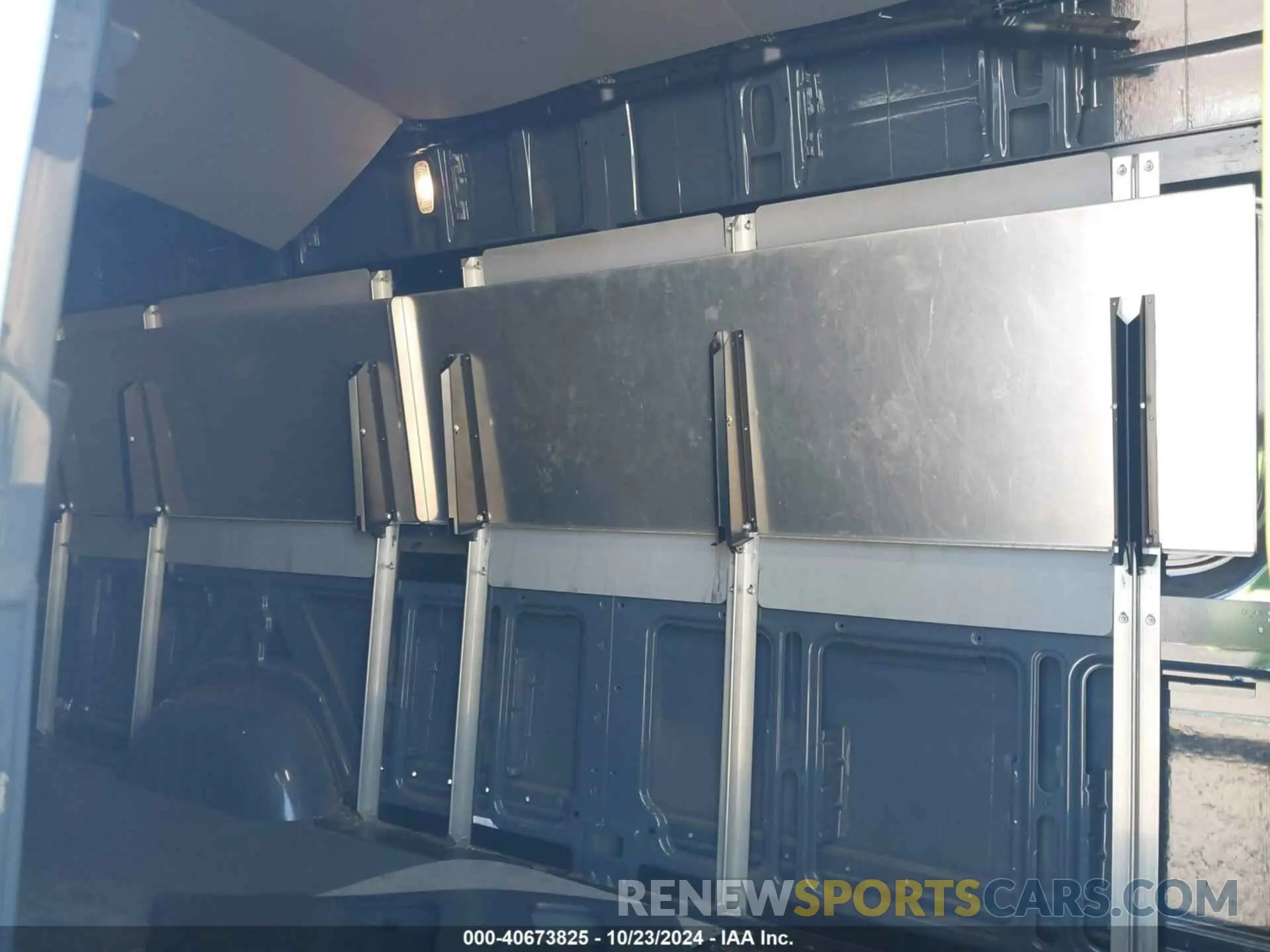 8 Photograph of a damaged car WD4PF1CD3KP128976 MERCEDES-BENZ SPRINTER 2500 2019