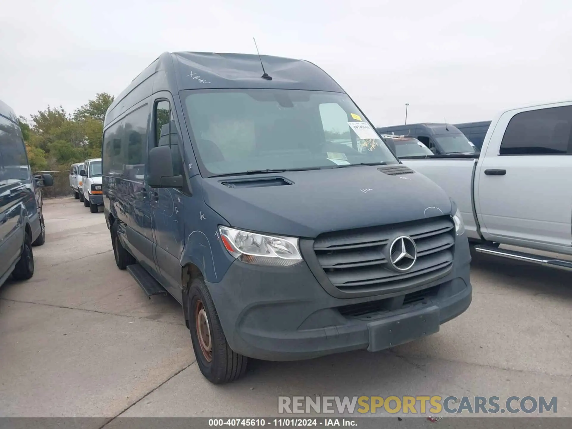 12 Photograph of a damaged car WD4PF1CD3KP131196 MERCEDES-BENZ SPRINTER 2500 2019