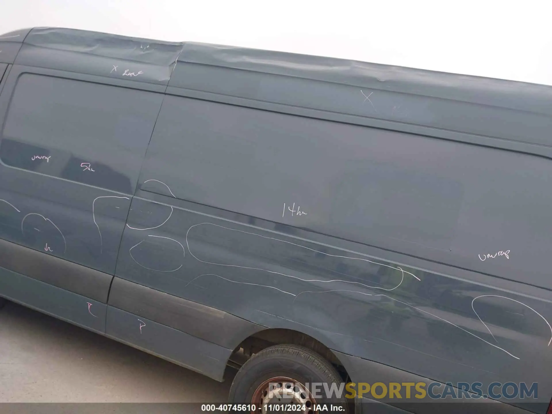 14 Photograph of a damaged car WD4PF1CD3KP131196 MERCEDES-BENZ SPRINTER 2500 2019