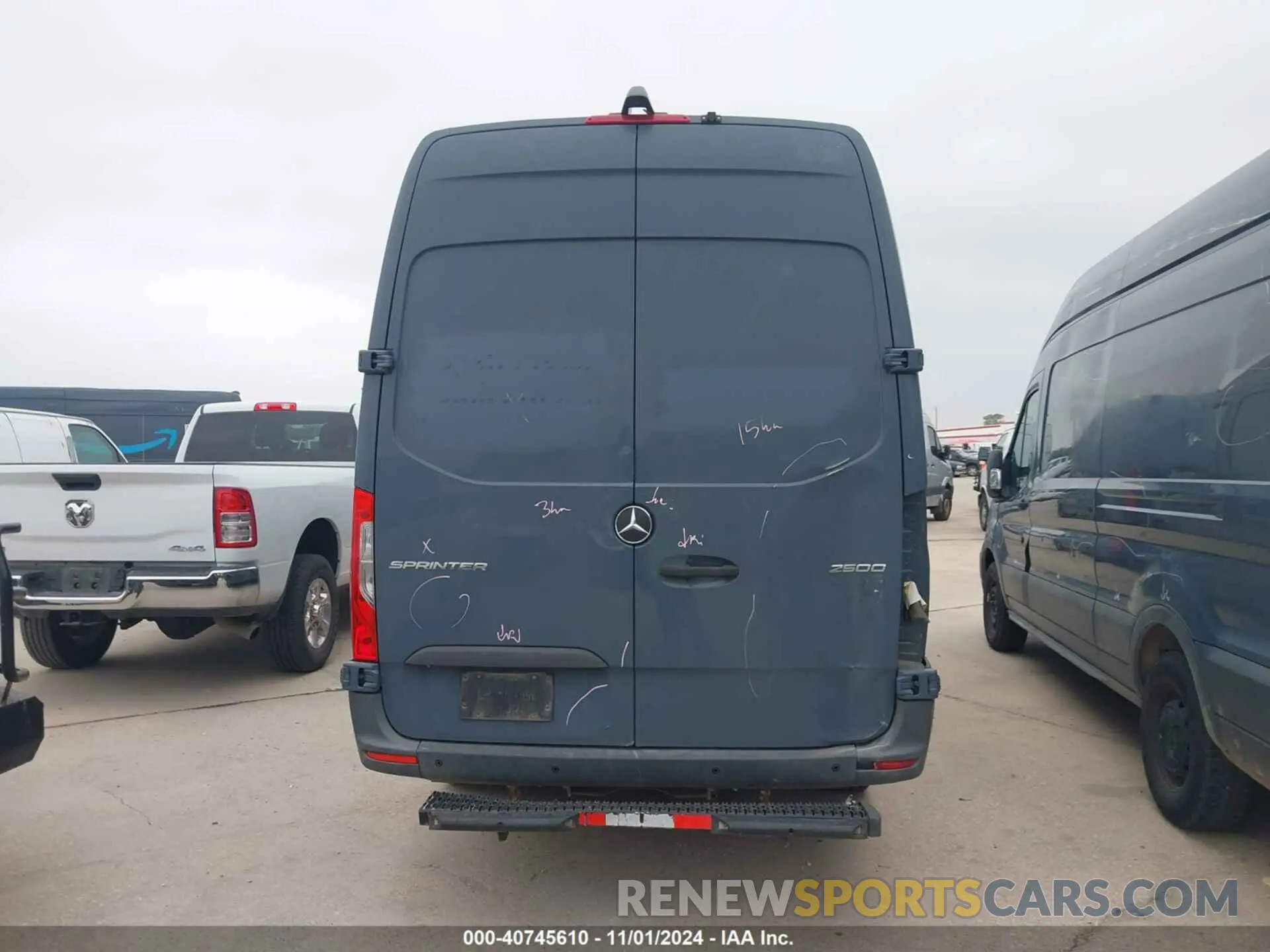 16 Photograph of a damaged car WD4PF1CD3KP131196 MERCEDES-BENZ SPRINTER 2500 2019