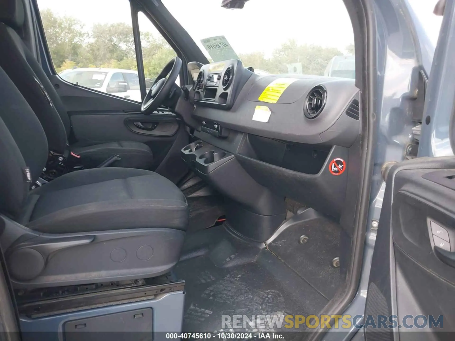 5 Photograph of a damaged car WD4PF1CD3KP131196 MERCEDES-BENZ SPRINTER 2500 2019