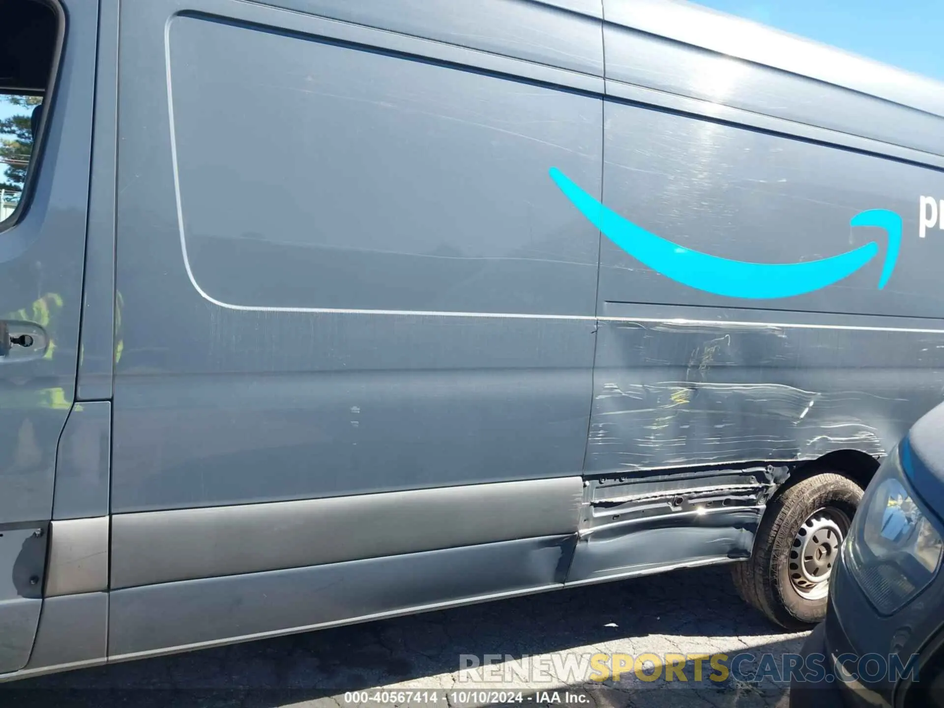 14 Photograph of a damaged car WD4PF1CD3KP135569 MERCEDES-BENZ SPRINTER 2500 2019