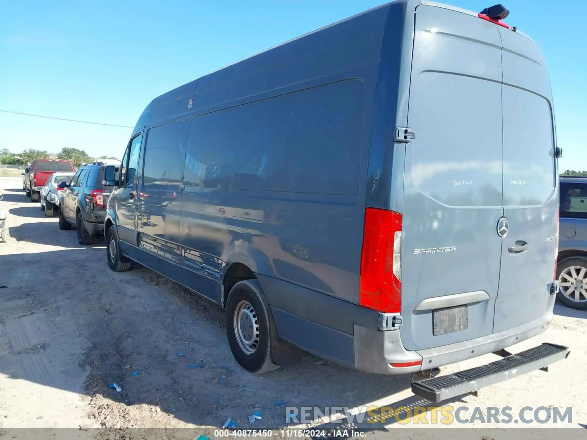 3 Photograph of a damaged car WD4PF1CD4KP121793 MERCEDES-BENZ SPRINTER 2500 2019