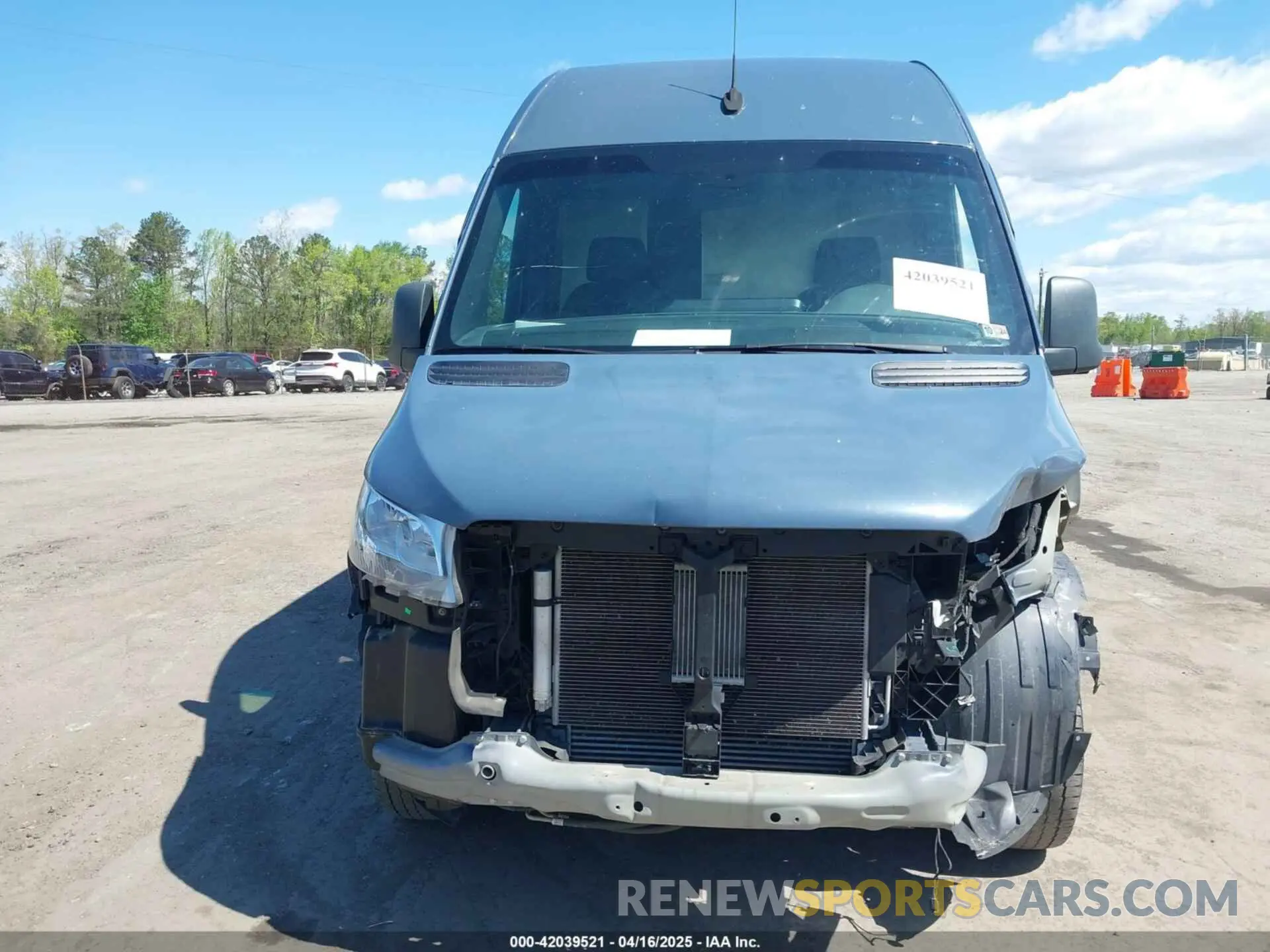 12 Photograph of a damaged car WD4PF1CD4KT006098 MERCEDES-BENZ SPRINTER 2500 2019