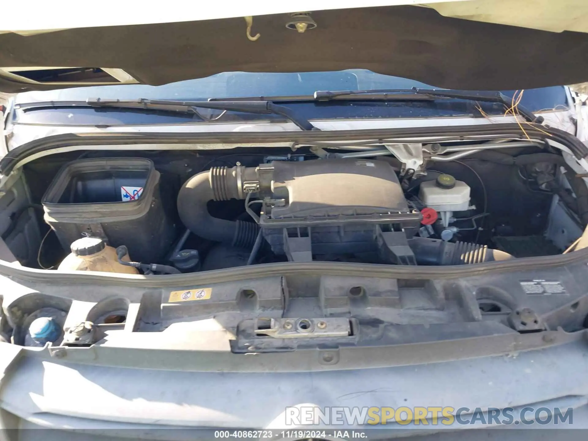 10 Photograph of a damaged car WD4PF1CD7KT008931 MERCEDES-BENZ SPRINTER 2500 2019