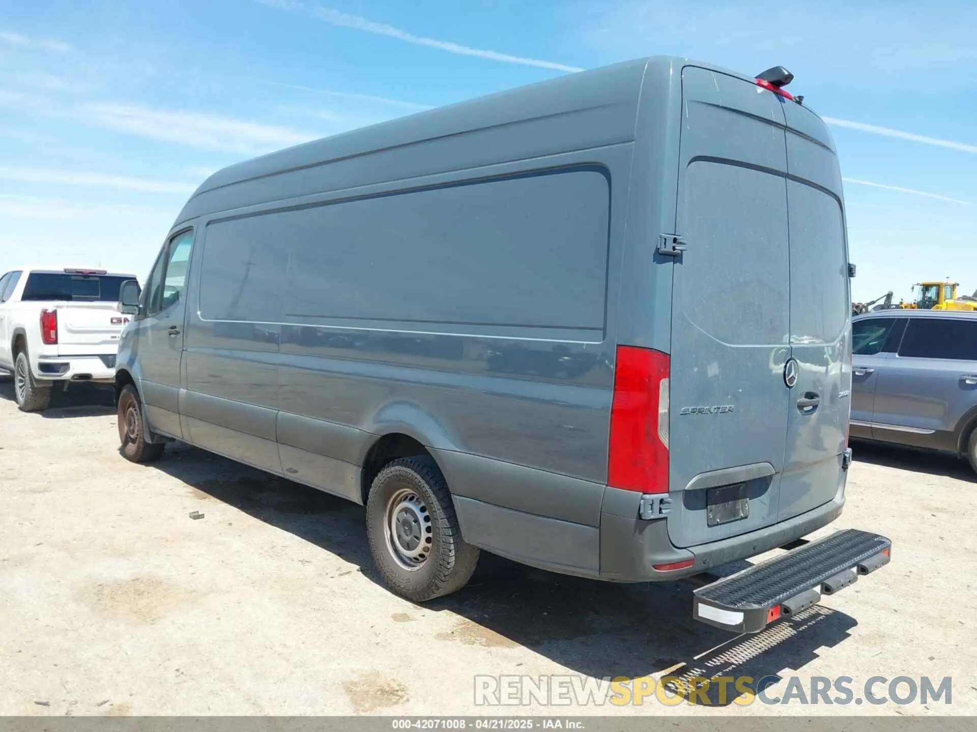 3 Photograph of a damaged car WD4PF1CD8KP126799 MERCEDES-BENZ SPRINTER 2500 2019
