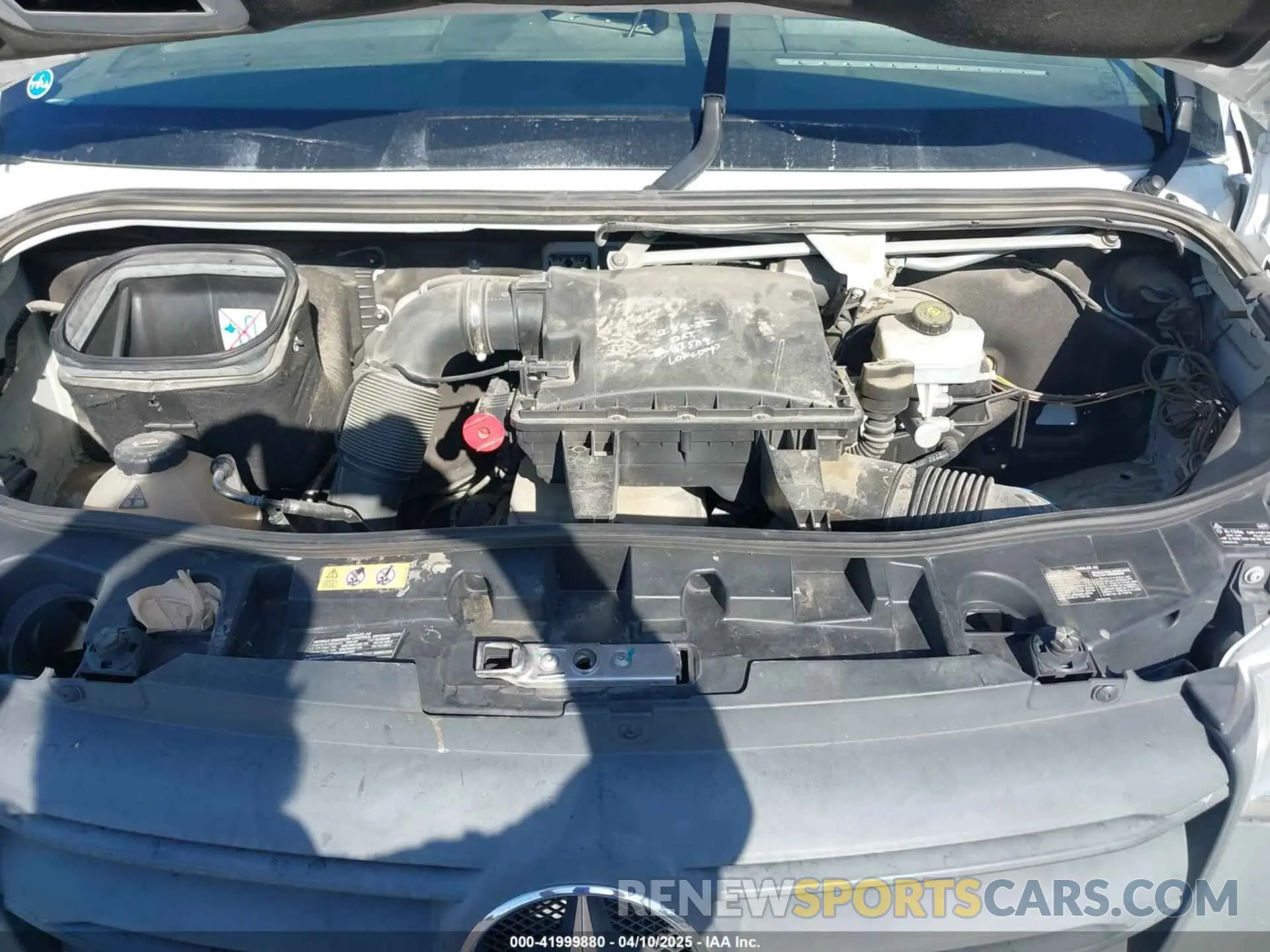 10 Photograph of a damaged car WD4PF1ED2KT013726 MERCEDES-BENZ SPRINTER 2500 2019