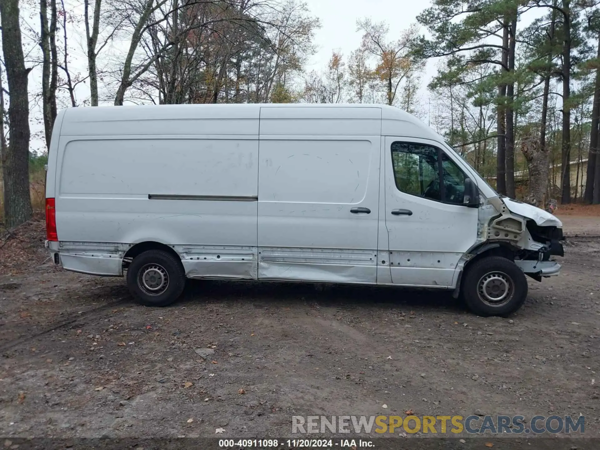 13 Photograph of a damaged car WD4PF1ED5KT010027 MERCEDES-BENZ SPRINTER 2500 2019