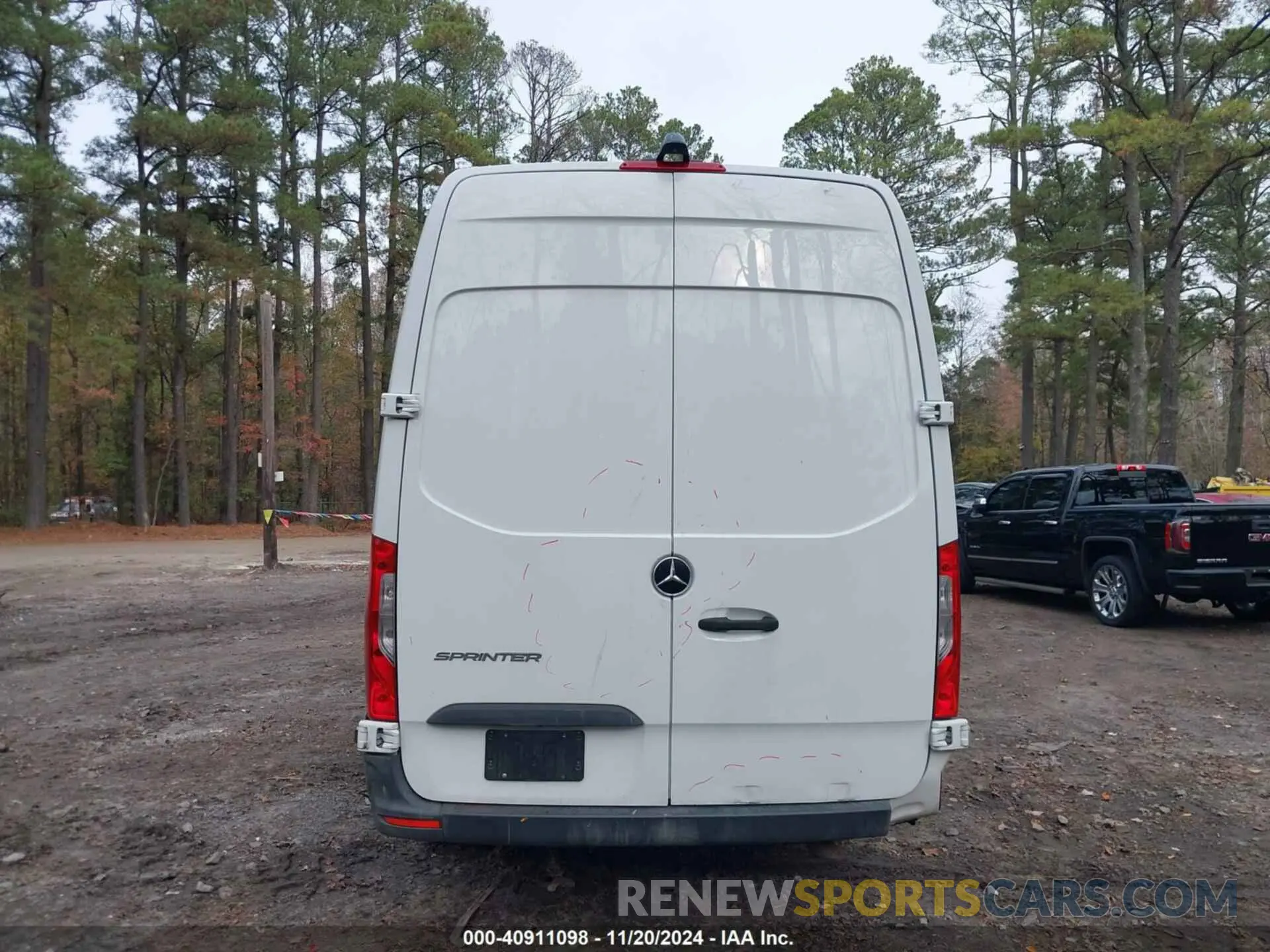 16 Photograph of a damaged car WD4PF1ED5KT010027 MERCEDES-BENZ SPRINTER 2500 2019