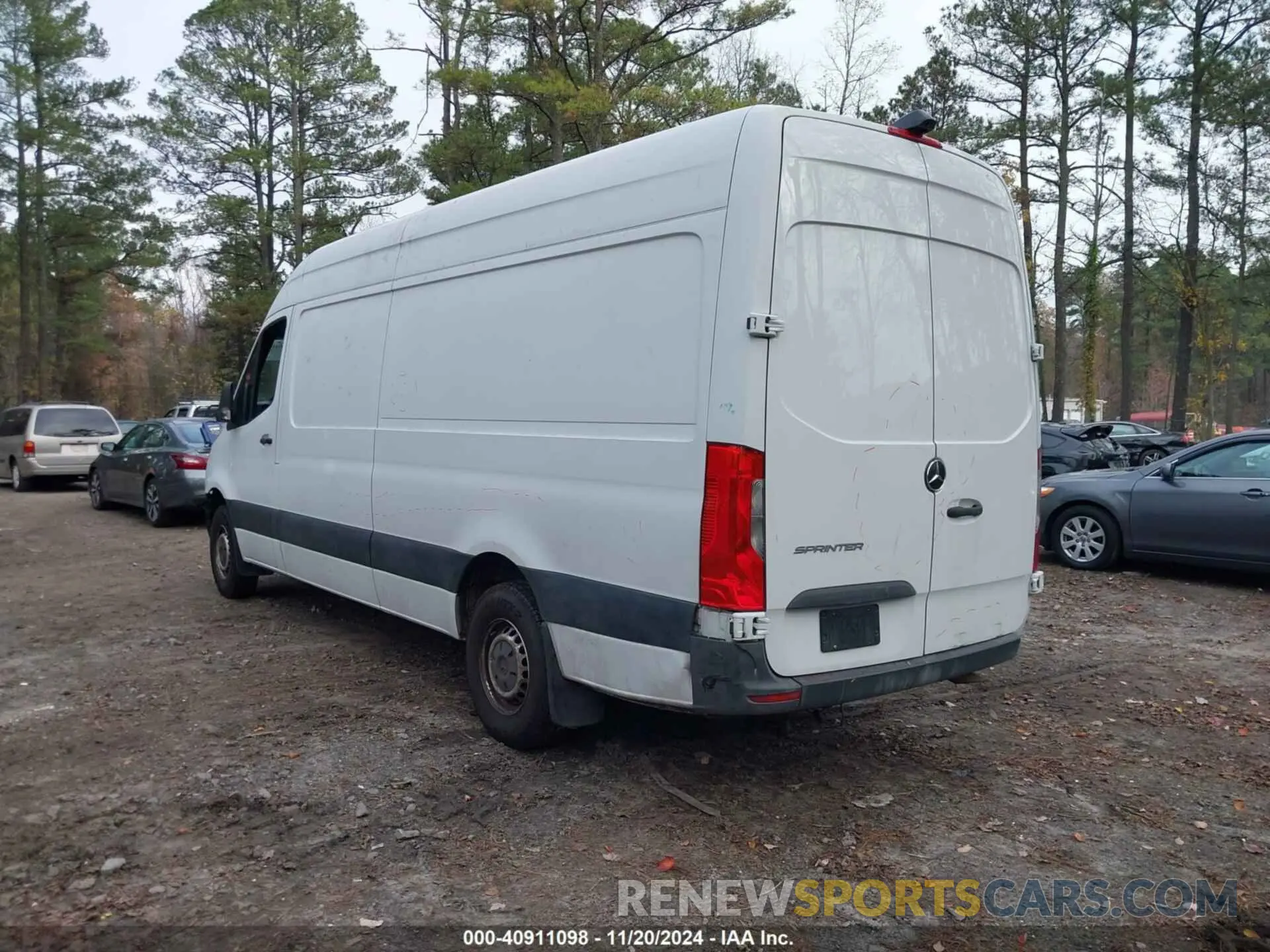 3 Photograph of a damaged car WD4PF1ED5KT010027 MERCEDES-BENZ SPRINTER 2500 2019