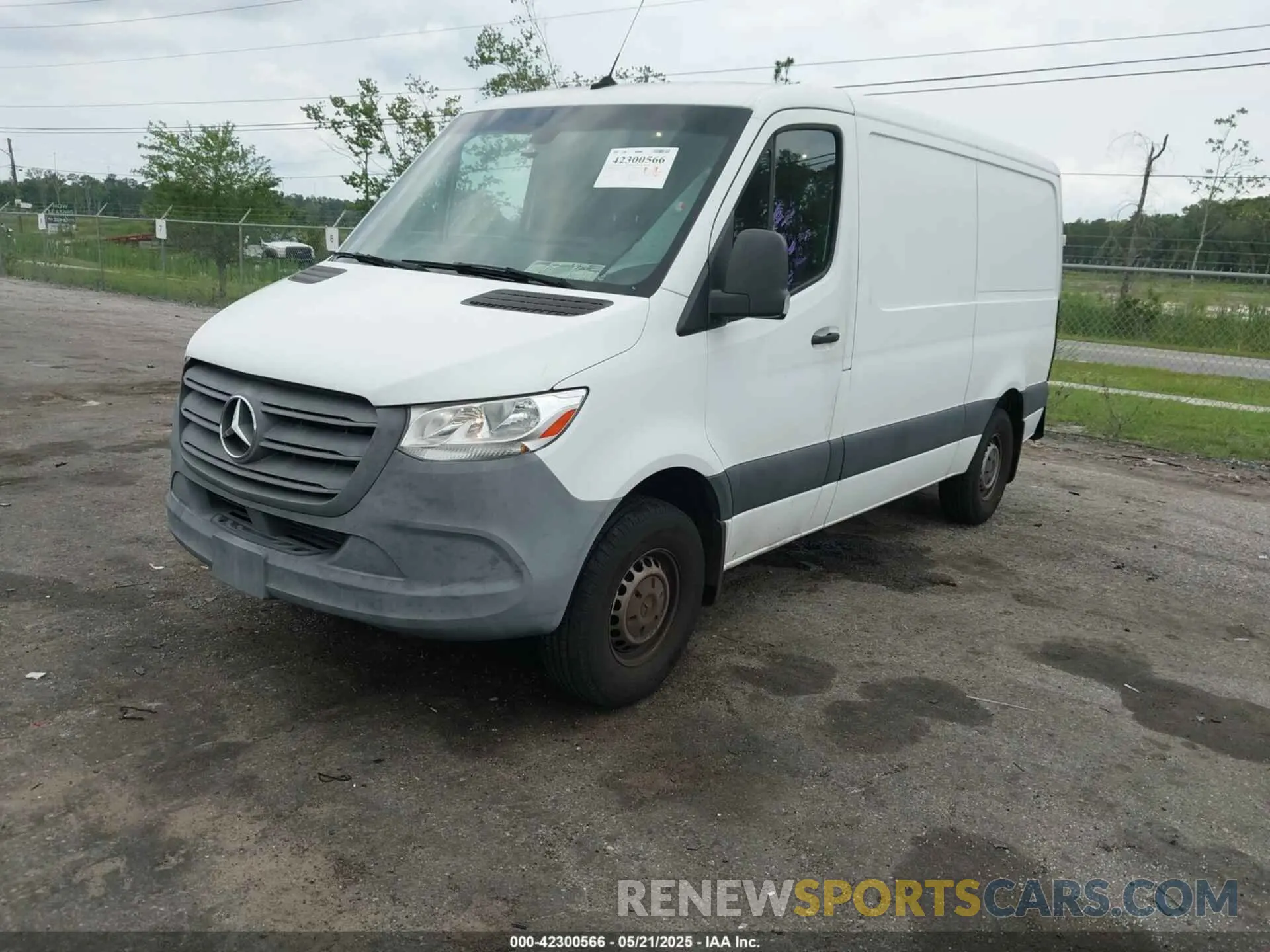 2 Photograph of a damaged car W1W40BHY0LT025205 MERCEDES-BENZ SPRINTER 2500 2020