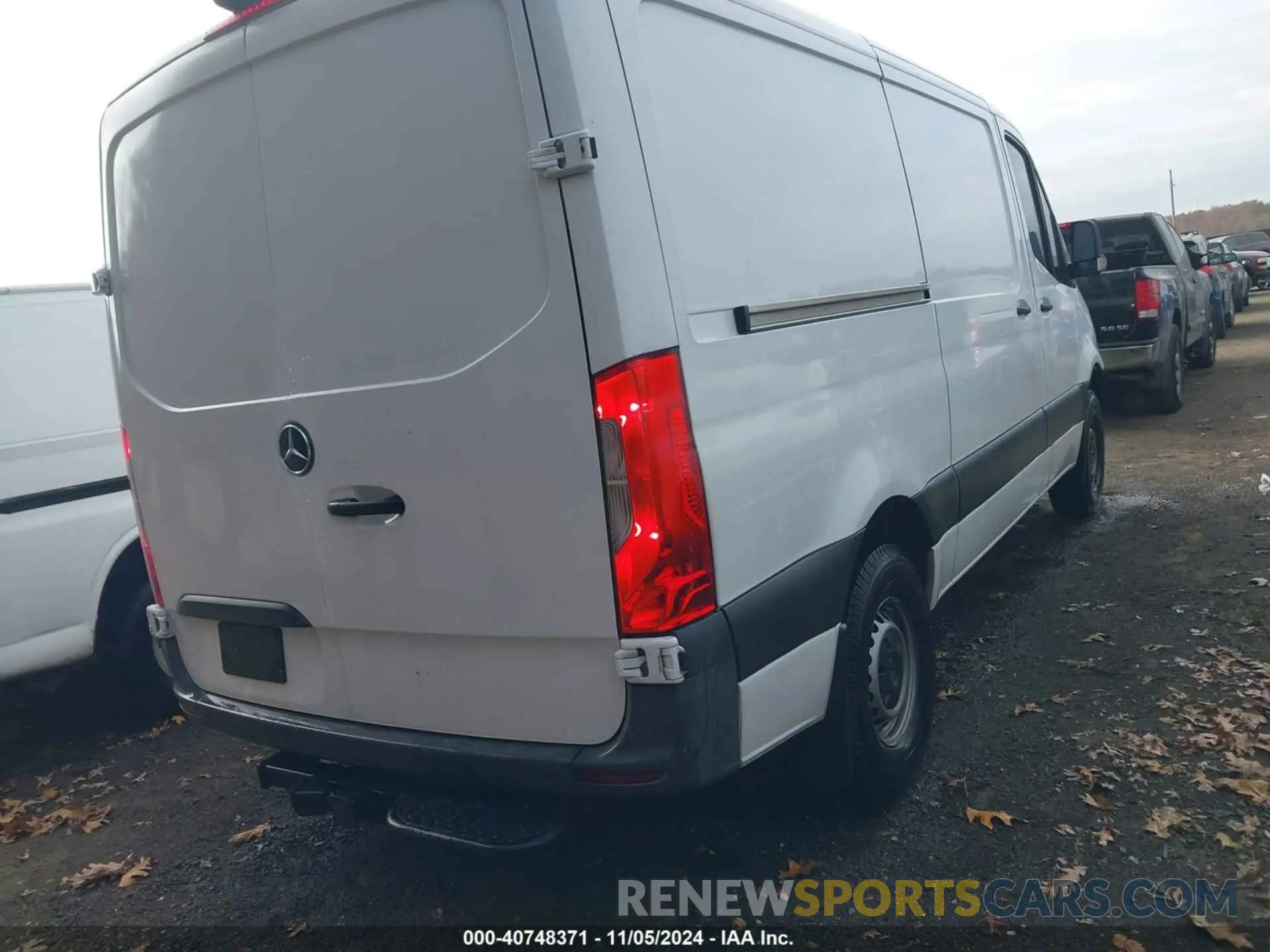 4 Photograph of a damaged car W1W40BHY7LT025315 MERCEDES-BENZ SPRINTER 2500 2020