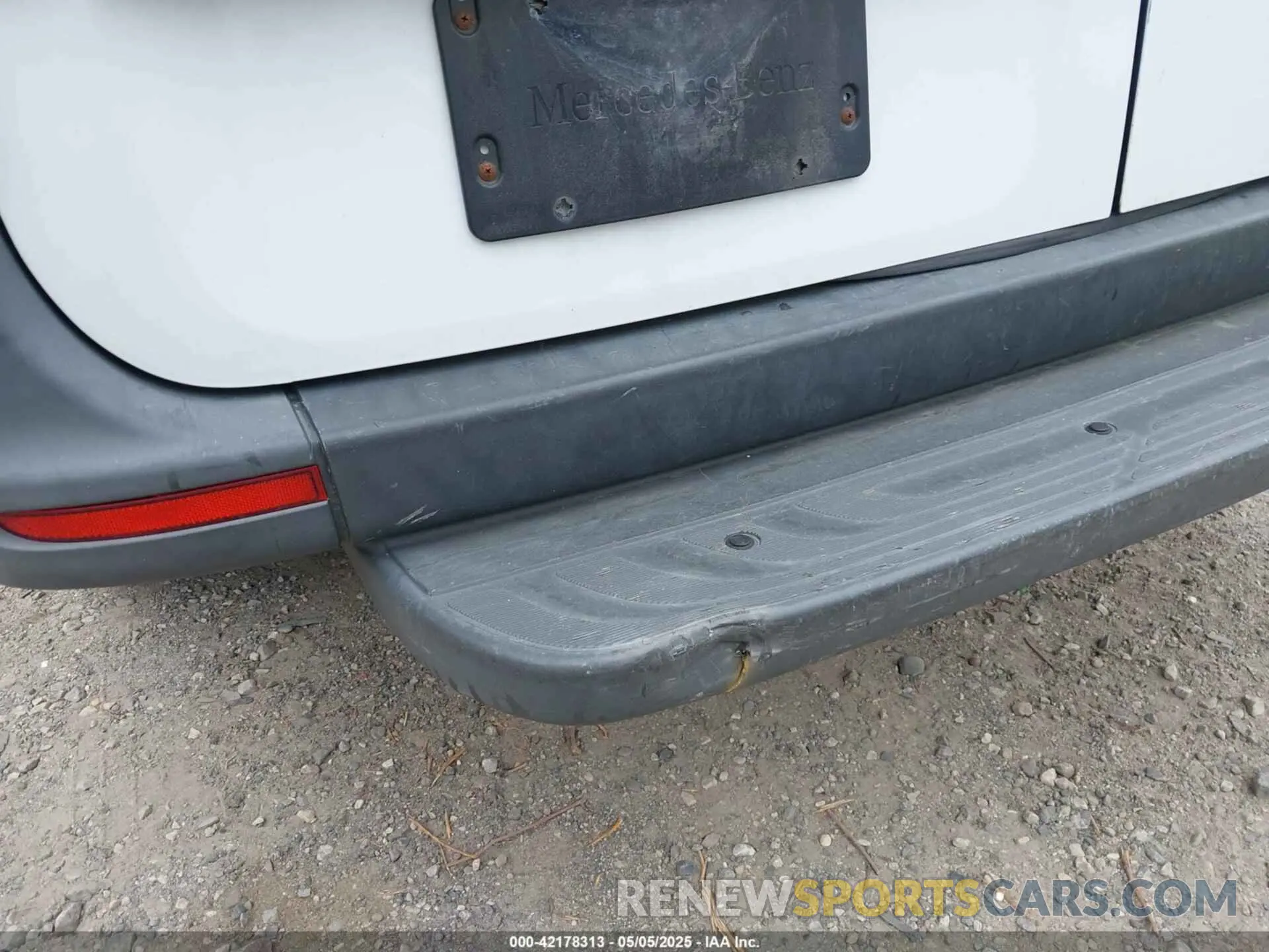 17 Photograph of a damaged car W1W4EBHY9LT022420 MERCEDES-BENZ SPRINTER 2500 2020