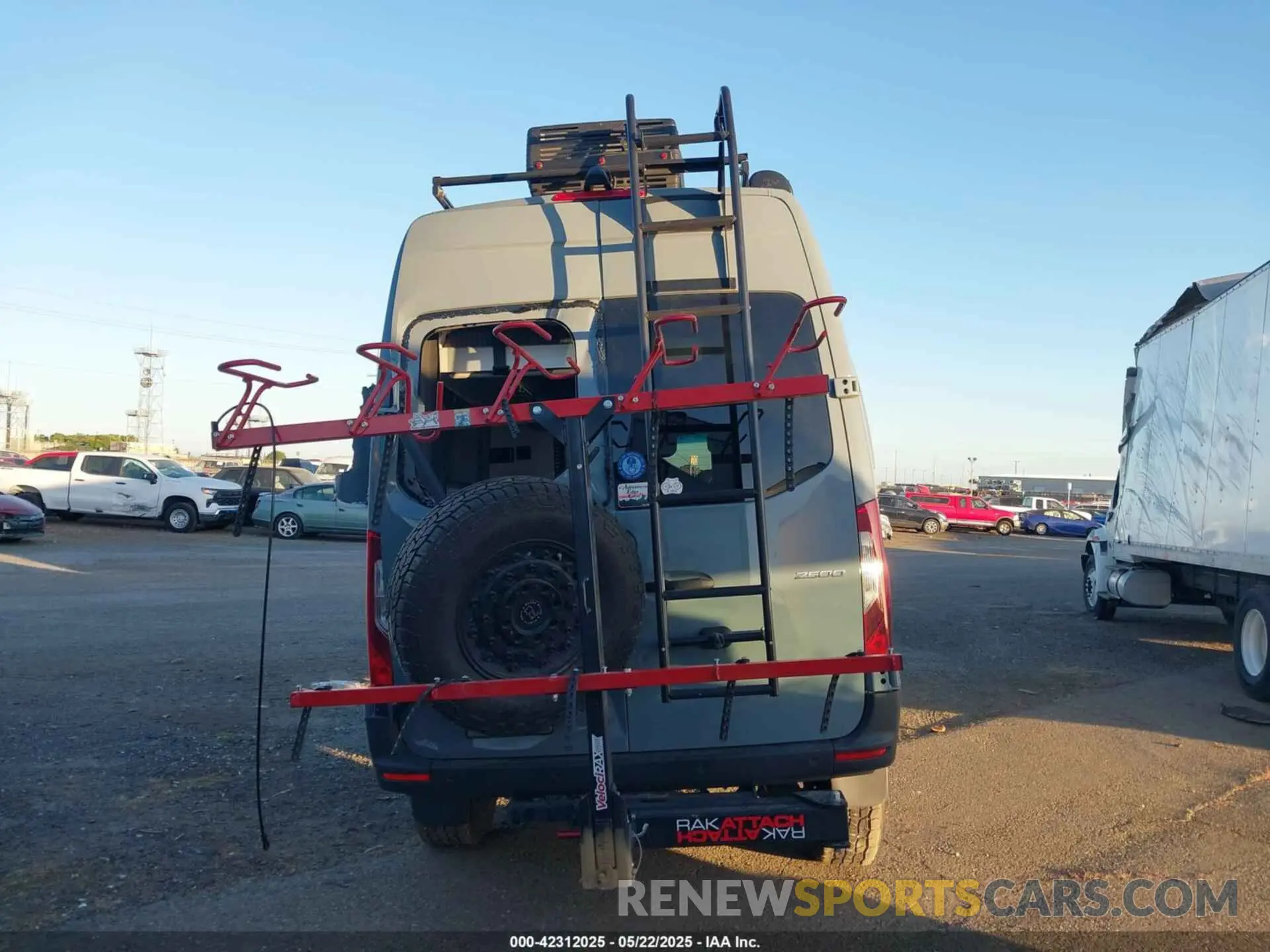 16 Photograph of a damaged car W1W4EBVY1LP303611 MERCEDES-BENZ SPRINTER 2500 2020