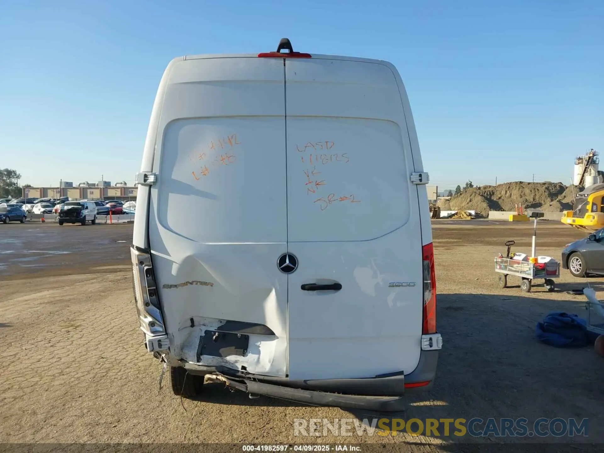 15 Photograph of a damaged car W1W4ECHY3LT034942 MERCEDES-BENZ SPRINTER 2500 2020