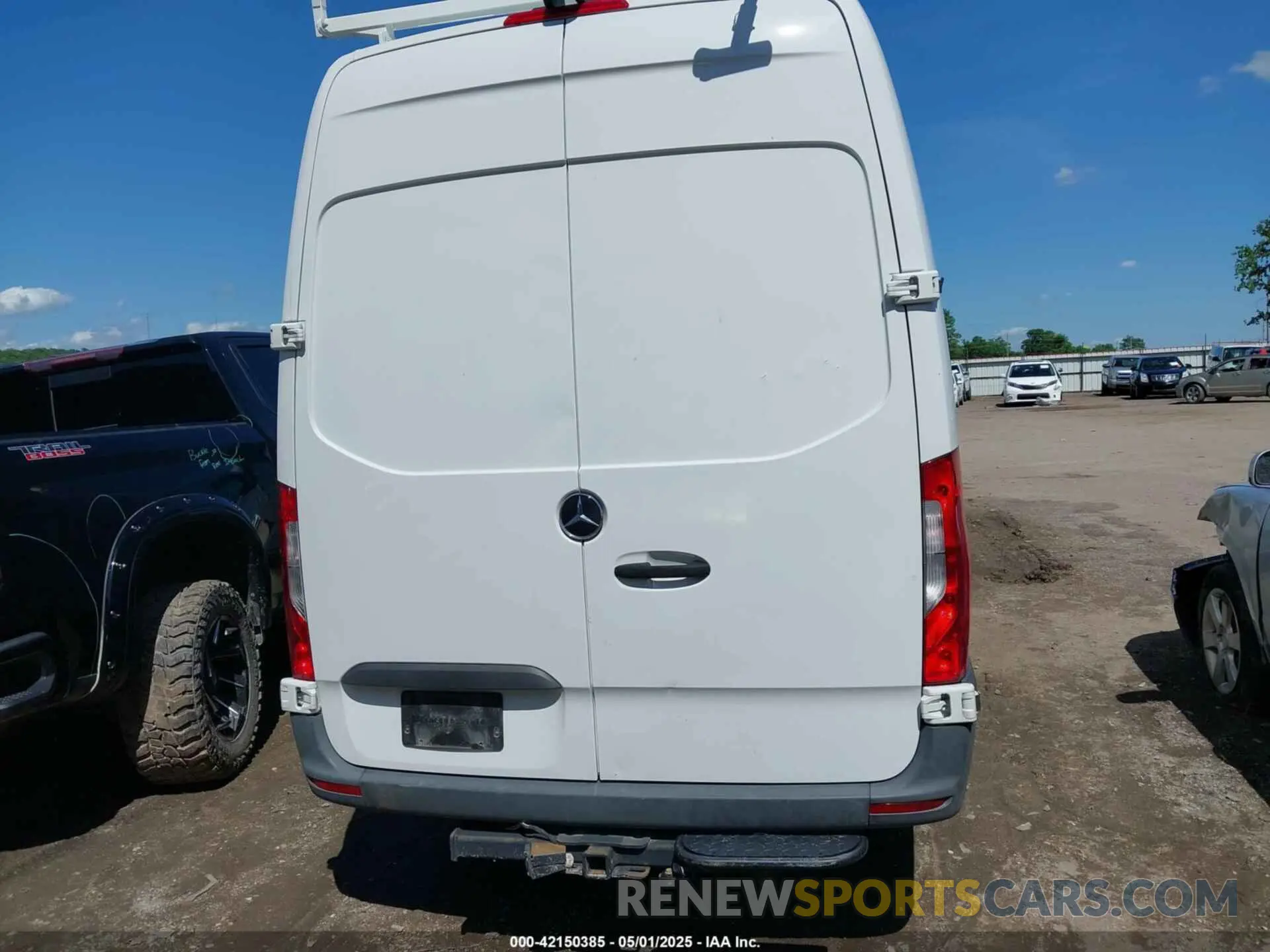 16 Photograph of a damaged car W1W4ECHY6LT020050 MERCEDES-BENZ SPRINTER 2500 2020