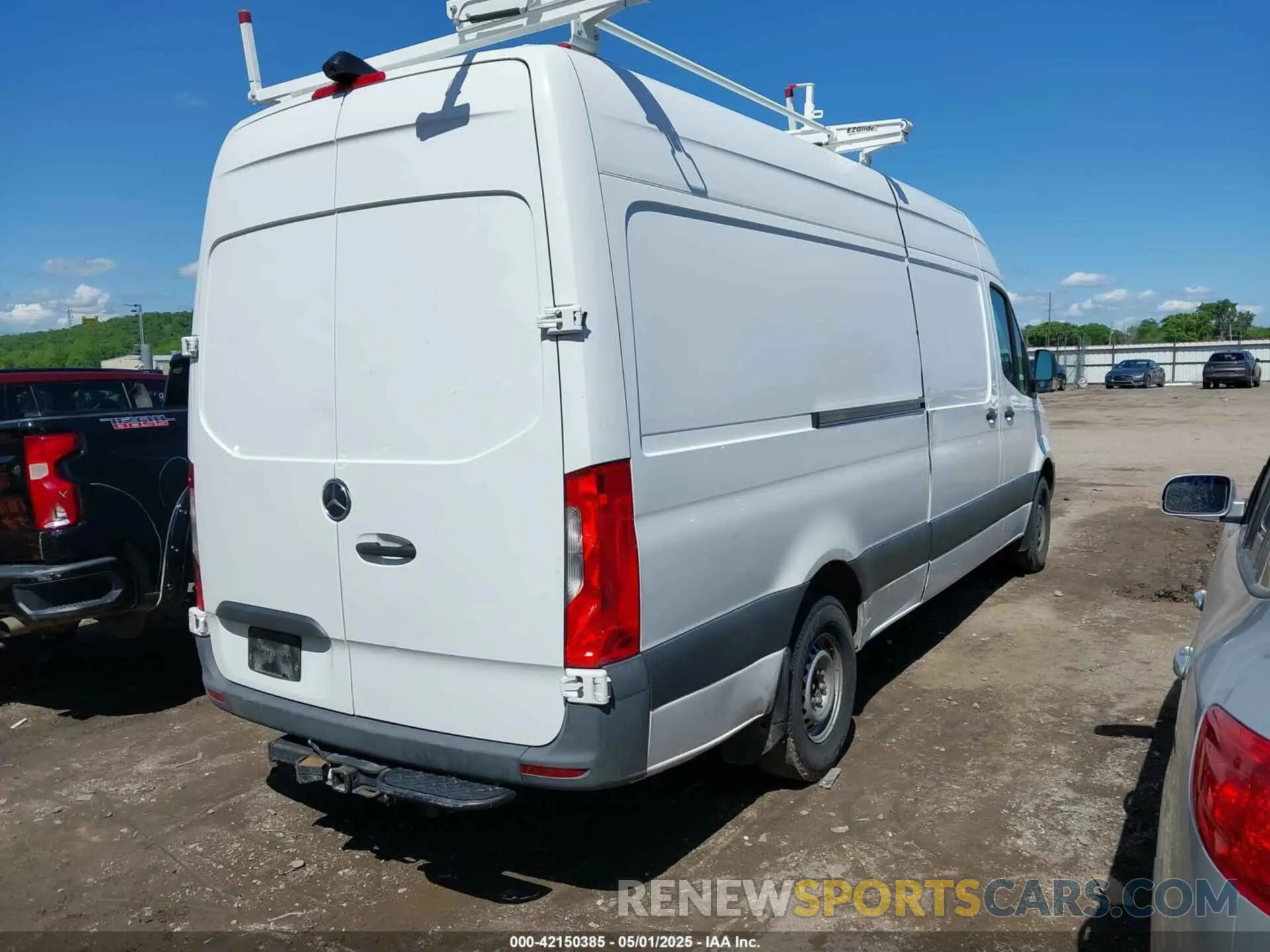 4 Photograph of a damaged car W1W4ECHY6LT020050 MERCEDES-BENZ SPRINTER 2500 2020