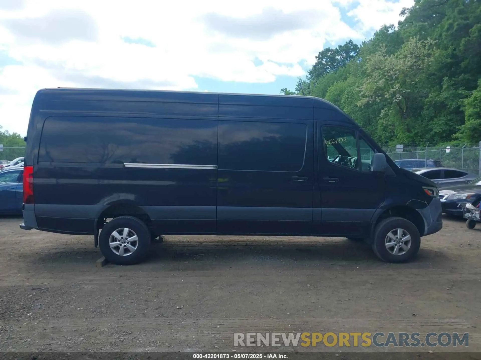 13 Photograph of a damaged car W1W4ECVY2LT022043 MERCEDES-BENZ SPRINTER 2500 2020