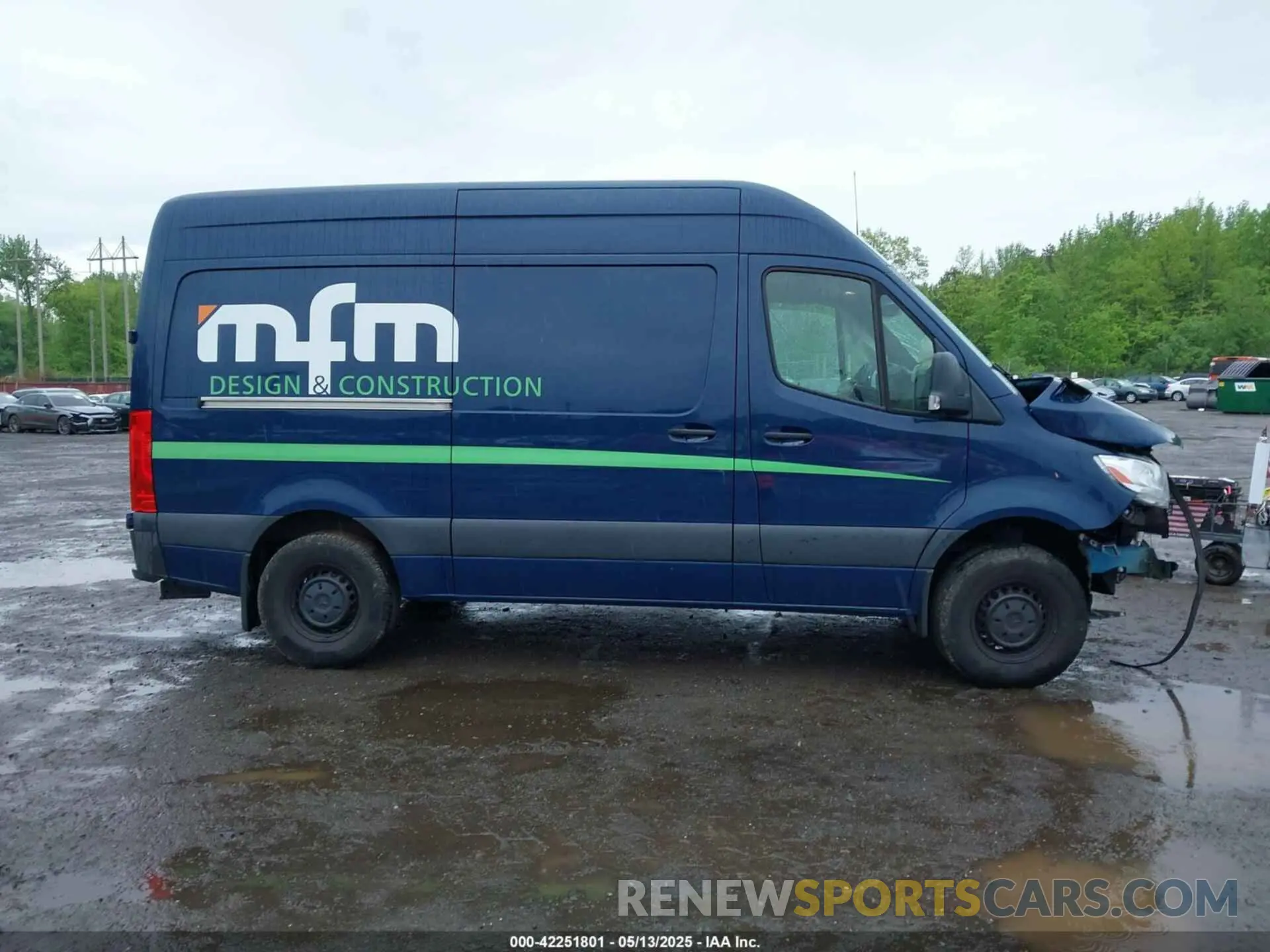 13 Photograph of a damaged car W1Y40BHYXLT032850 MERCEDES-BENZ SPRINTER 2500 2020