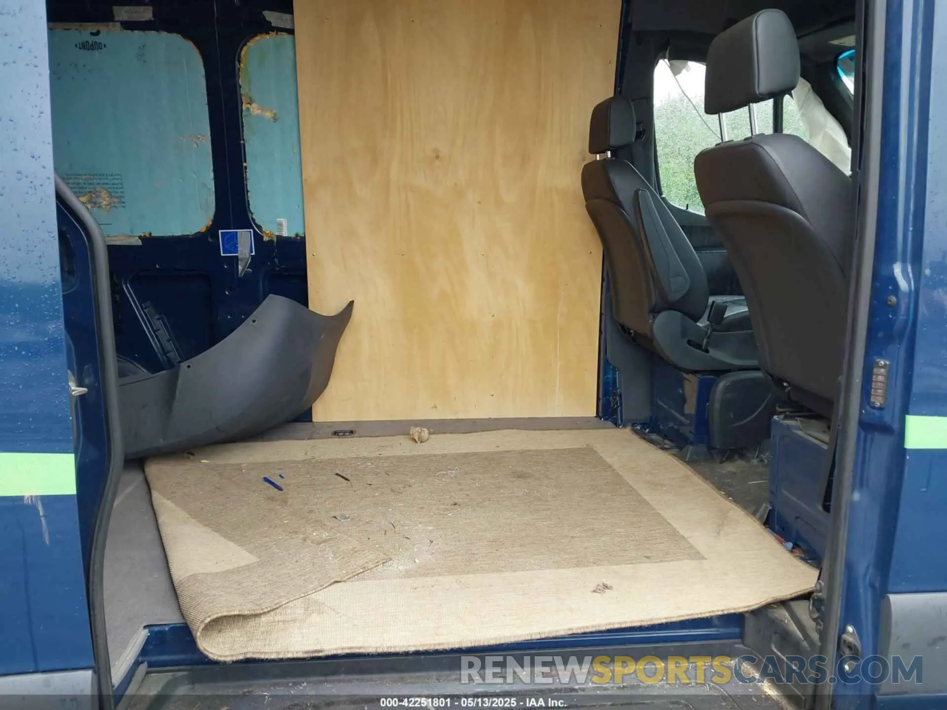 8 Photograph of a damaged car W1Y40BHYXLT032850 MERCEDES-BENZ SPRINTER 2500 2020