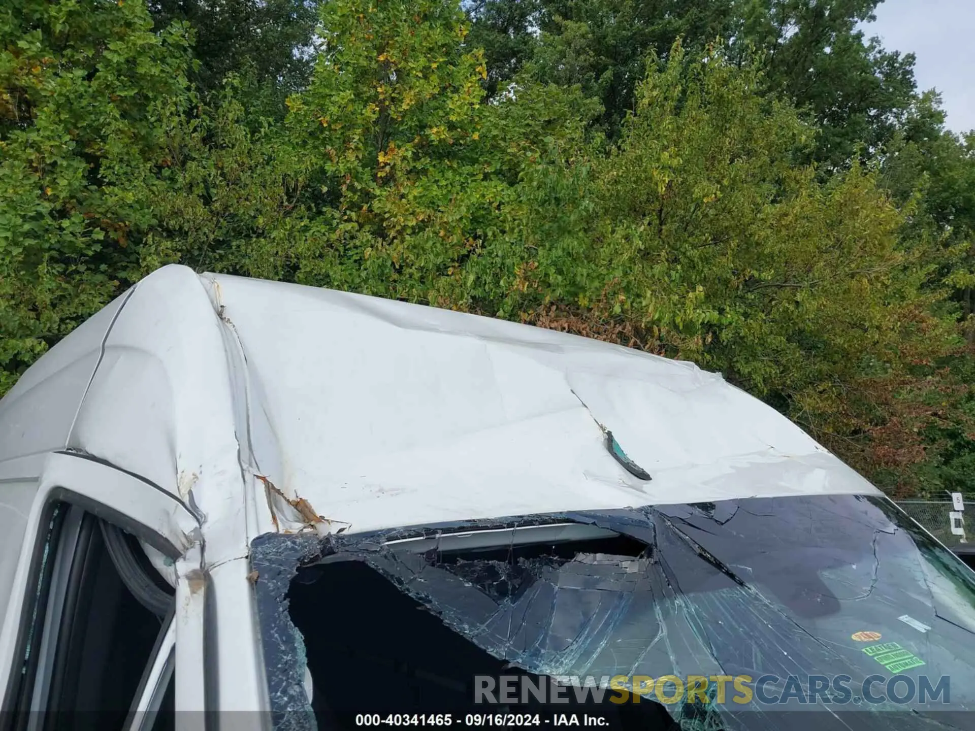 18 Photograph of a damaged car W1W40BHY6MT046951 MERCEDES-BENZ SPRINTER 2500 2021