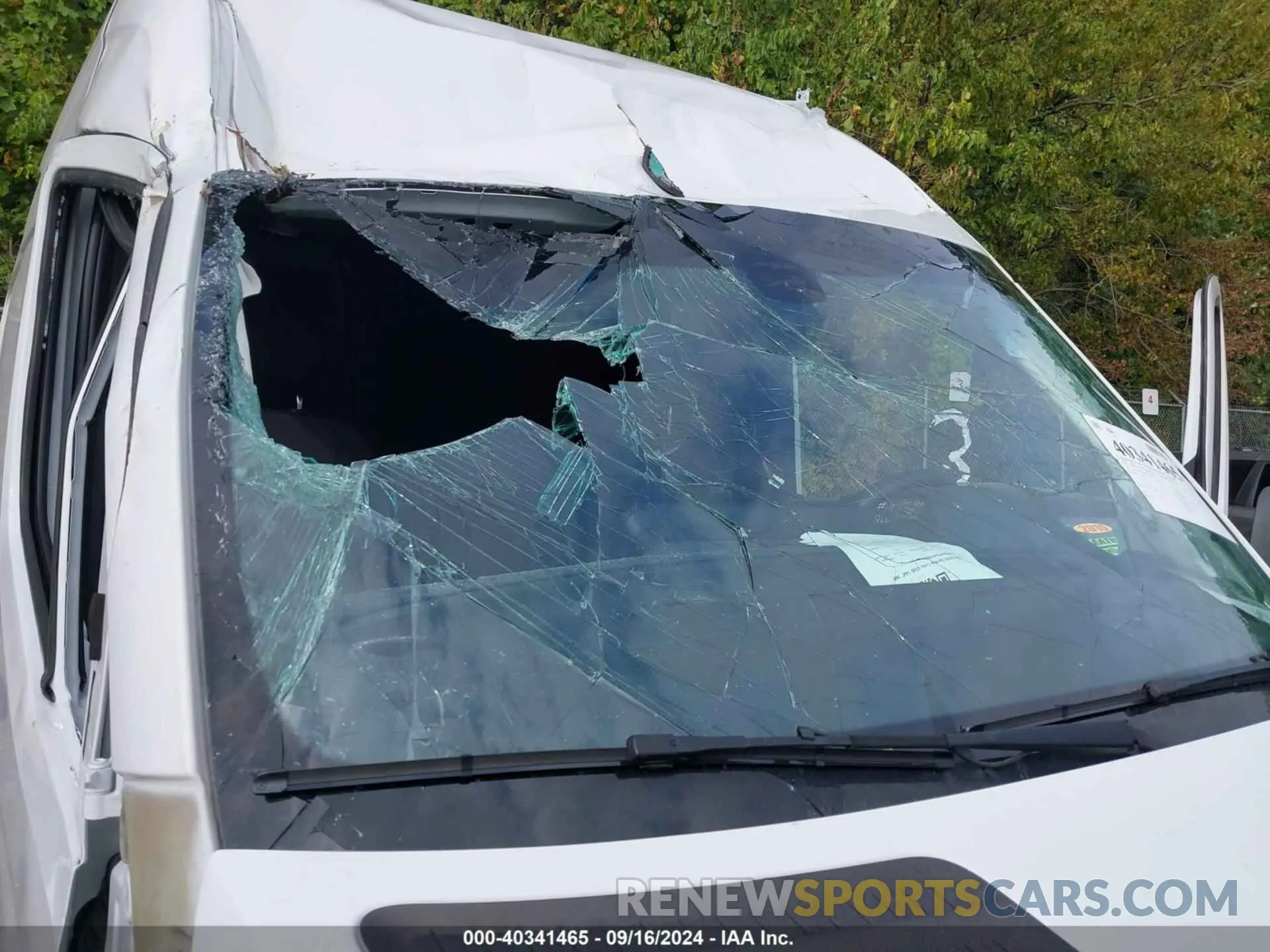 19 Photograph of a damaged car W1W40BHY6MT046951 MERCEDES-BENZ SPRINTER 2500 2021