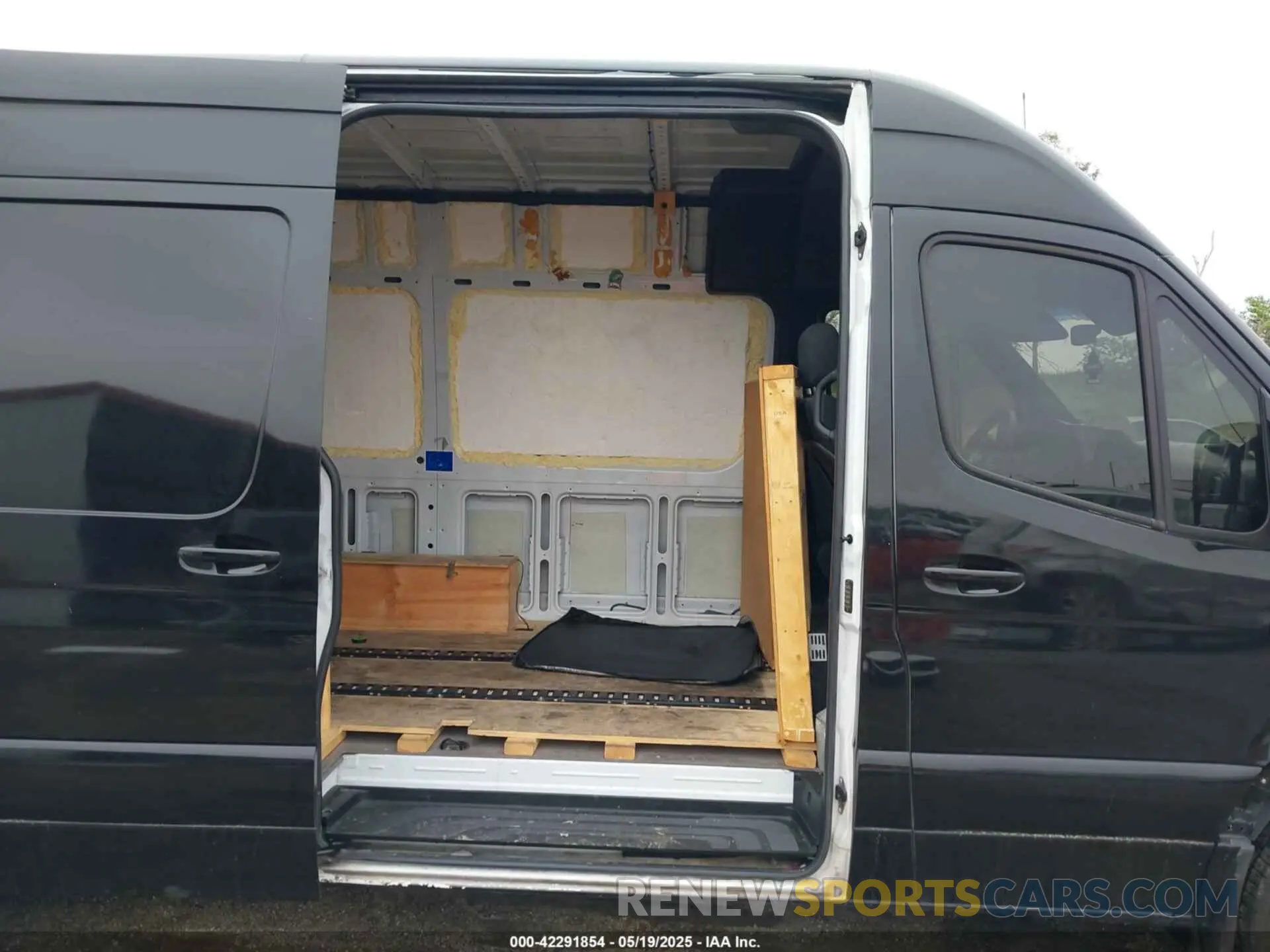 8 Photograph of a damaged car W1W40CHY0MT052315 MERCEDES-BENZ SPRINTER 2500 2021