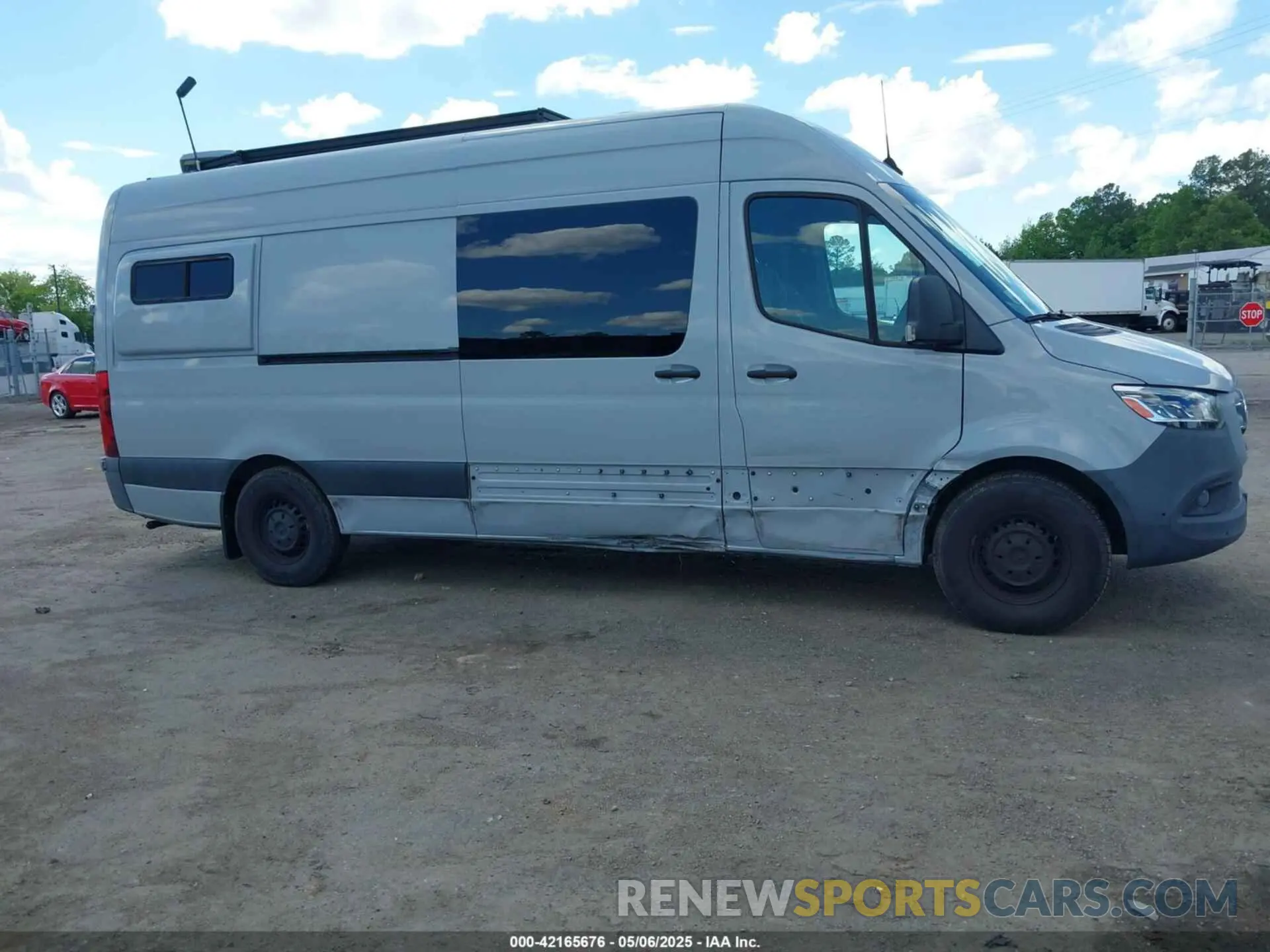 13 Photograph of a damaged car W1W4DCHY9MT048901 MERCEDES-BENZ SPRINTER 2500 2021
