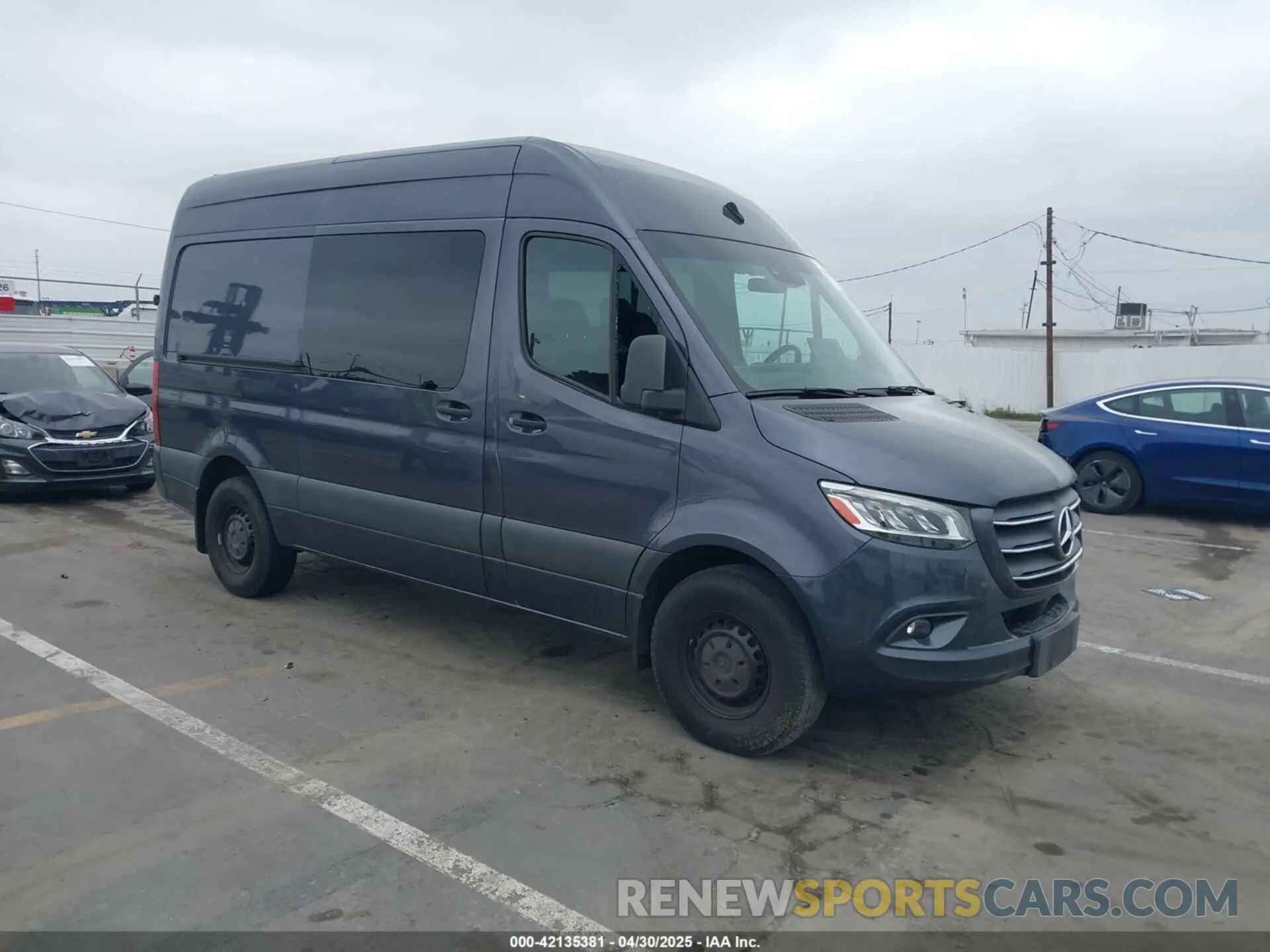 1 Photograph of a damaged car W1W4EBHY0MT073290 MERCEDES-BENZ SPRINTER 2500 2021