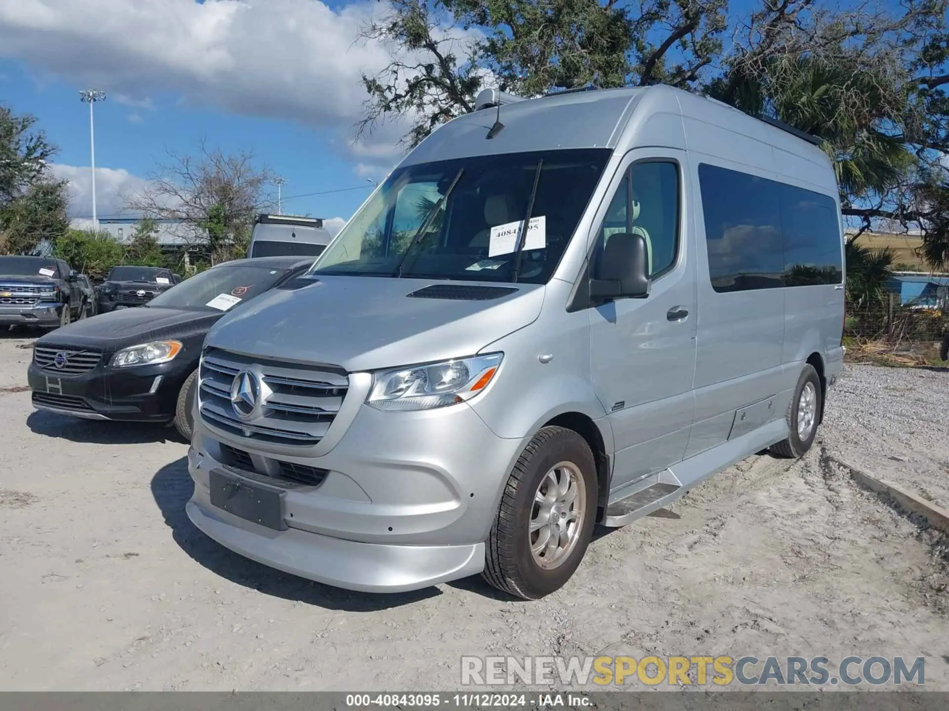 2 Photograph of a damaged car W1X4EBHY5MP429379 MERCEDES-BENZ SPRINTER 2500 2021