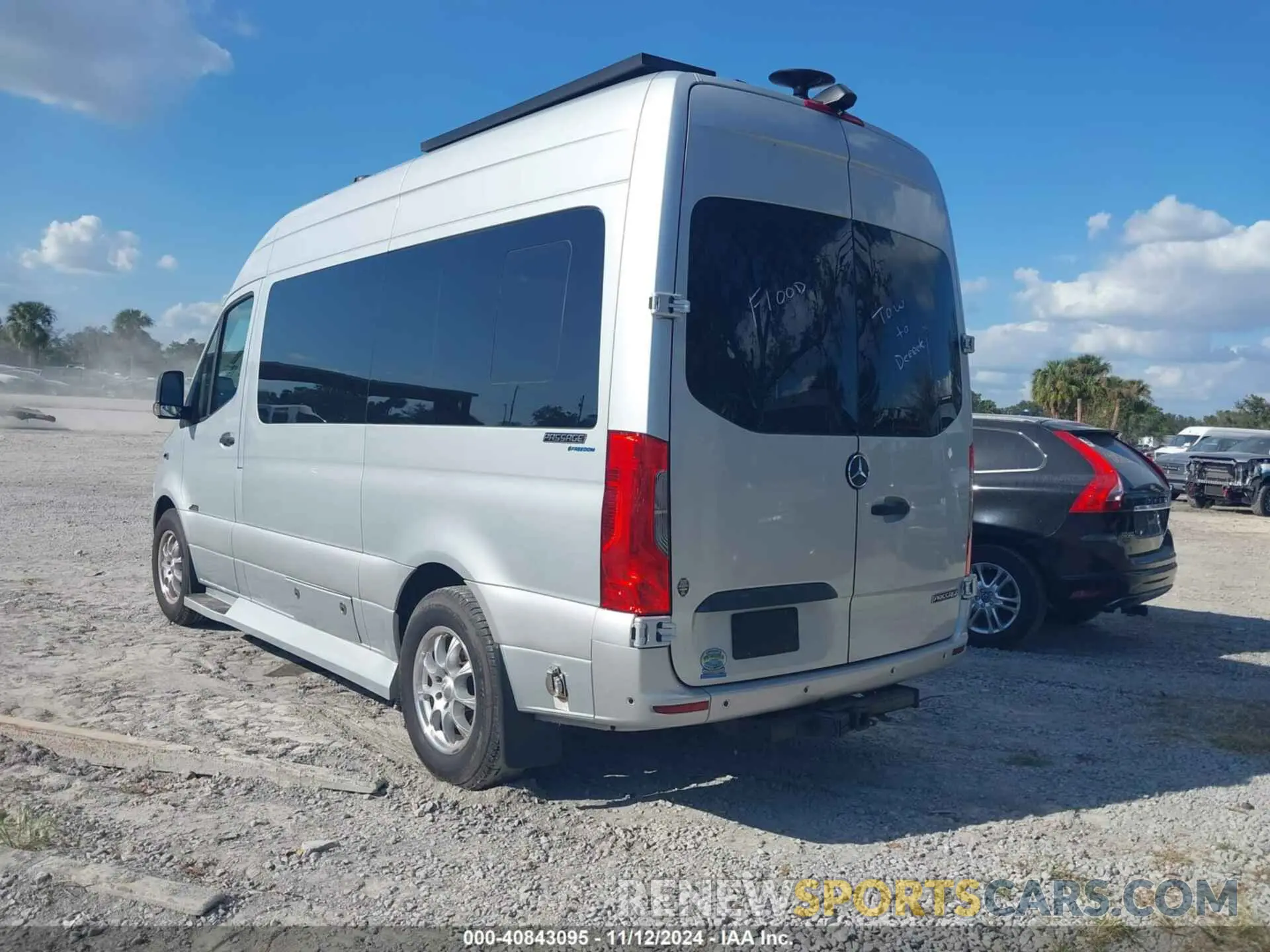 3 Photograph of a damaged car W1X4EBHY5MP429379 MERCEDES-BENZ SPRINTER 2500 2021