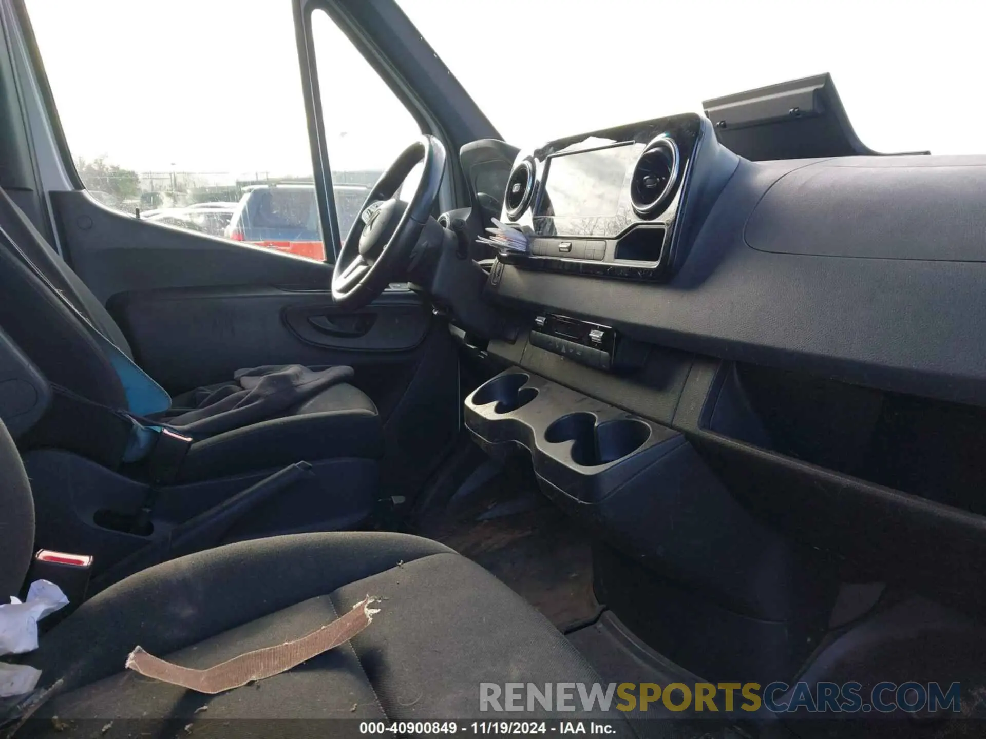 5 Photograph of a damaged car W1Y40BHY2MT044699 MERCEDES-BENZ SPRINTER 2500 2021