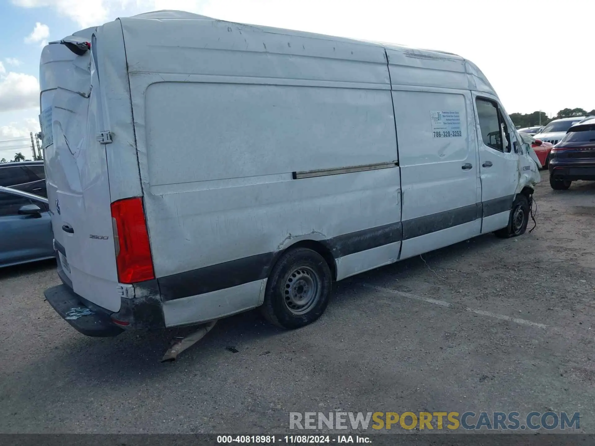 4 Photograph of a damaged car W1Y40CHY1MT060785 MERCEDES-BENZ SPRINTER 2500 2021