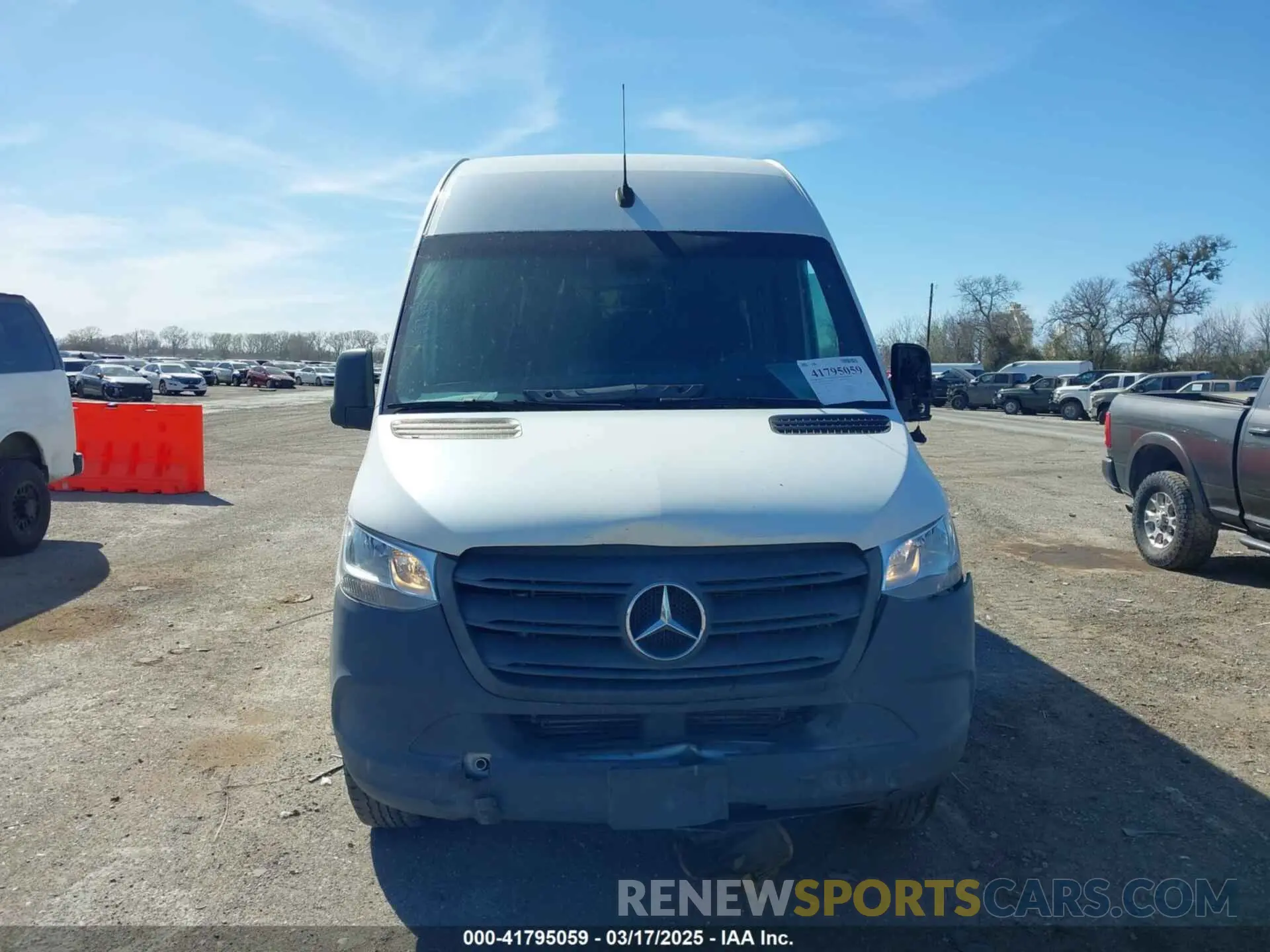 12 Photograph of a damaged car W1Y40CHY2MT062027 MERCEDES-BENZ SPRINTER 2500 2021