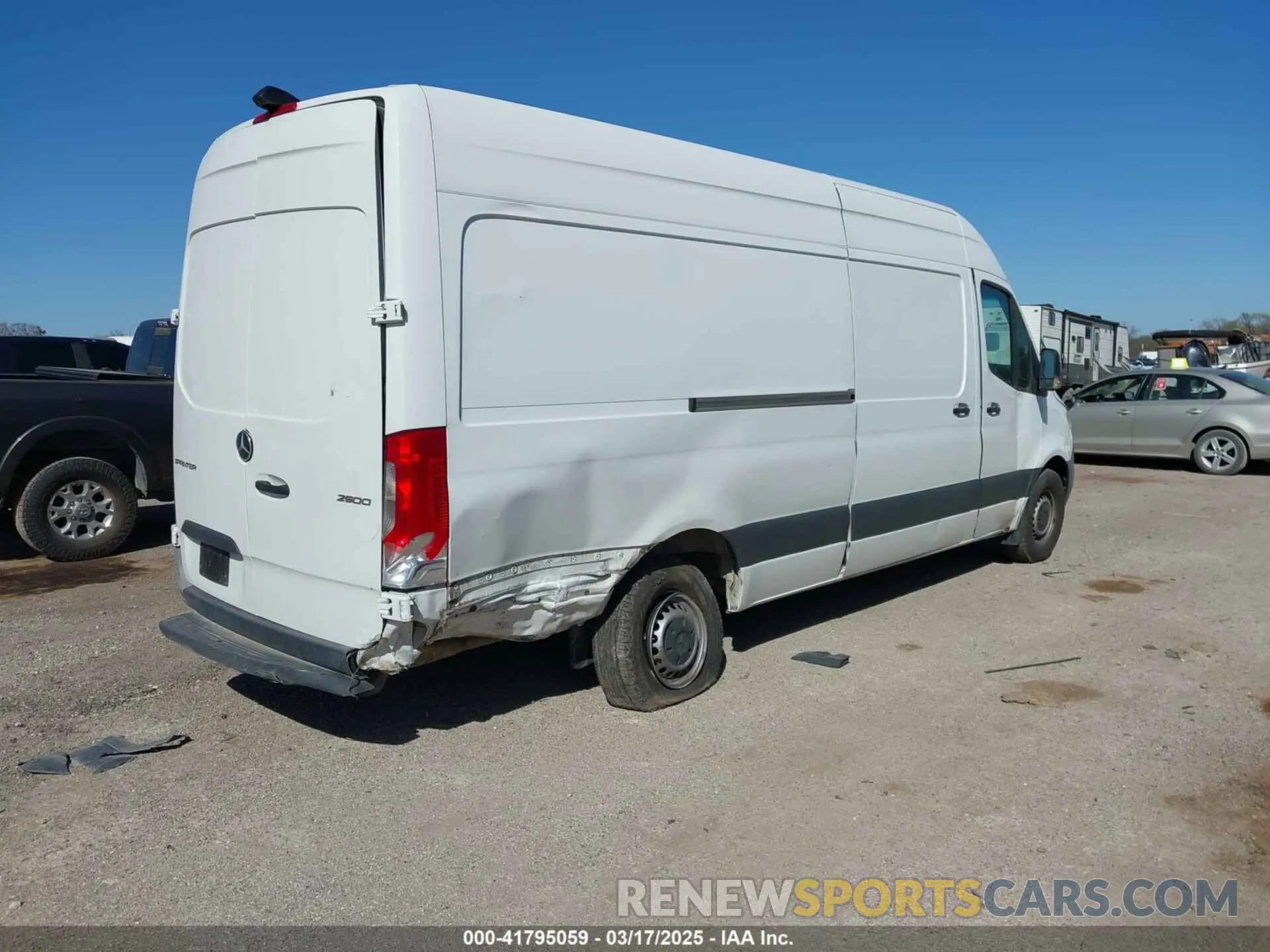 4 Photograph of a damaged car W1Y40CHY2MT062027 MERCEDES-BENZ SPRINTER 2500 2021