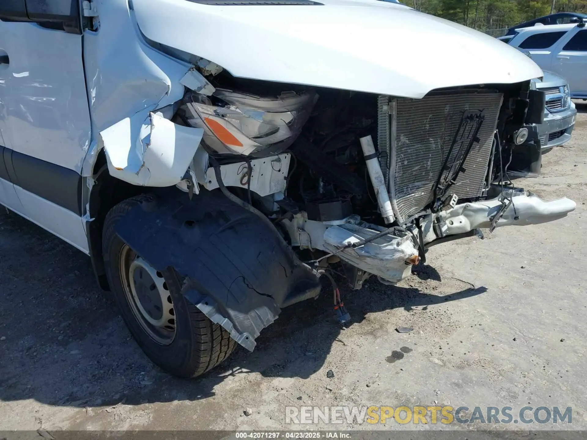 18 Photograph of a damaged car W1Y40CHY6MT044646 MERCEDES-BENZ SPRINTER 2500 2021