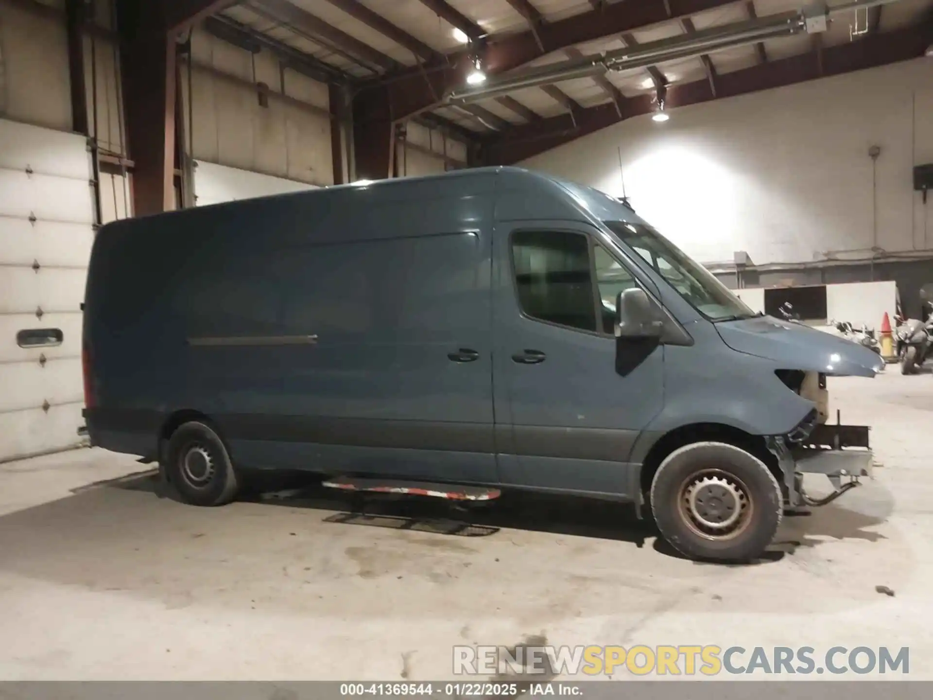 14 Photograph of a damaged car W1Y40CHYXMT072644 MERCEDES-BENZ SPRINTER 2500 2021