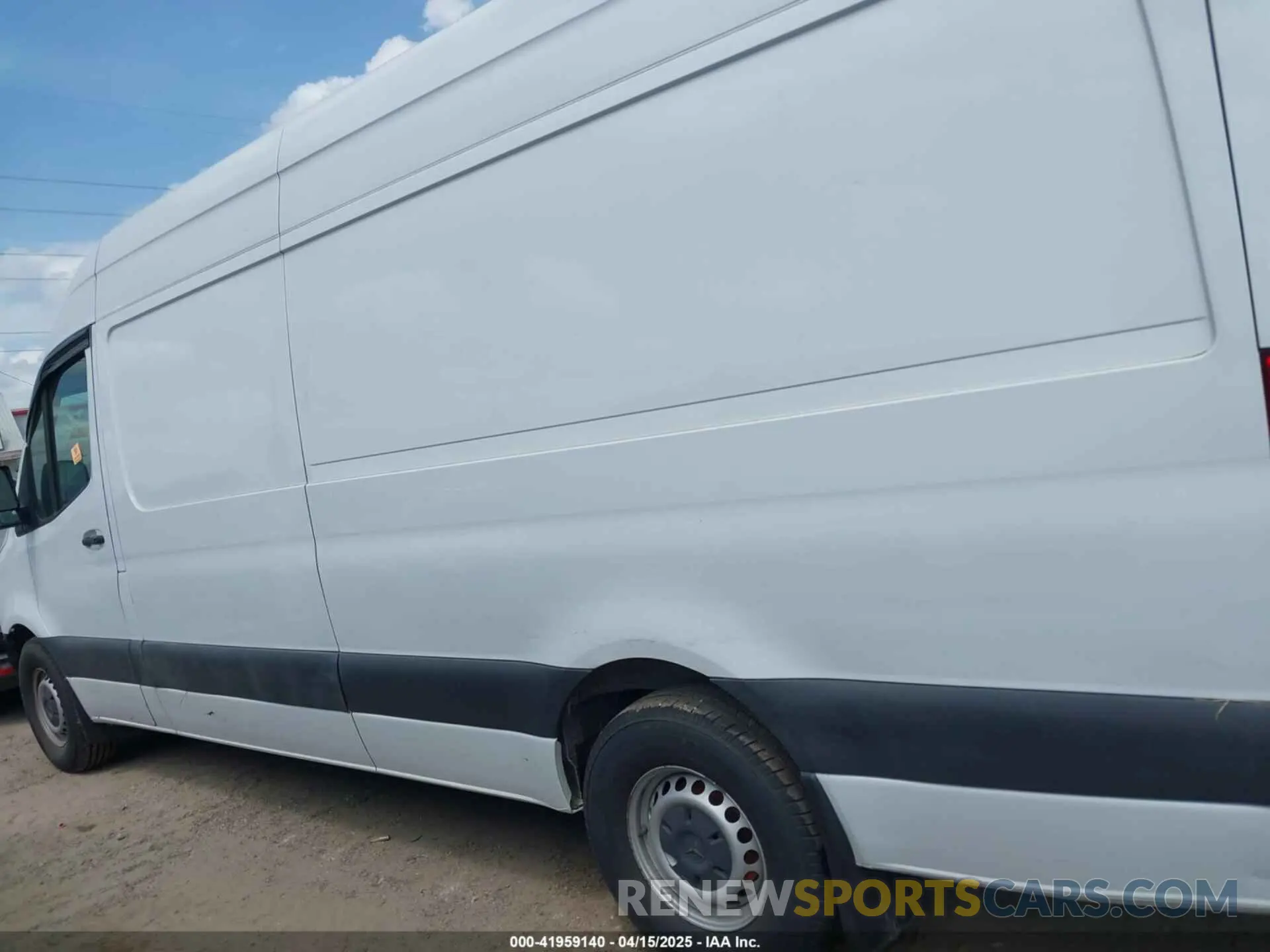 13 Photograph of a damaged car W1Y4DCHY2MT078233 MERCEDES-BENZ SPRINTER 2500 2021