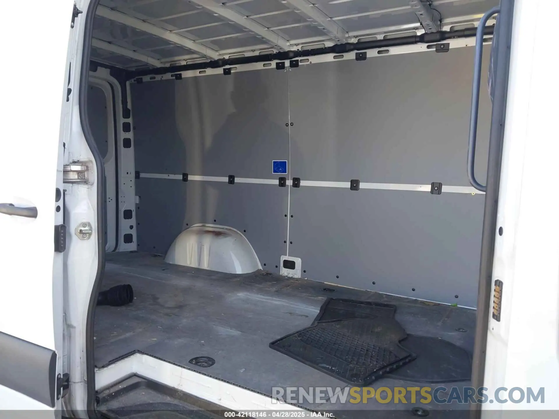 8 Photograph of a damaged car W1Y4EBHY8MT075330 MERCEDES-BENZ SPRINTER 2500 2021