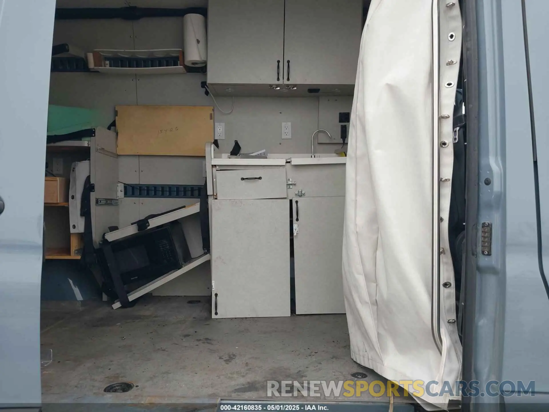 8 Photograph of a damaged car W1Y4EBVY6MT057476 MERCEDES-BENZ SPRINTER 2500 2021