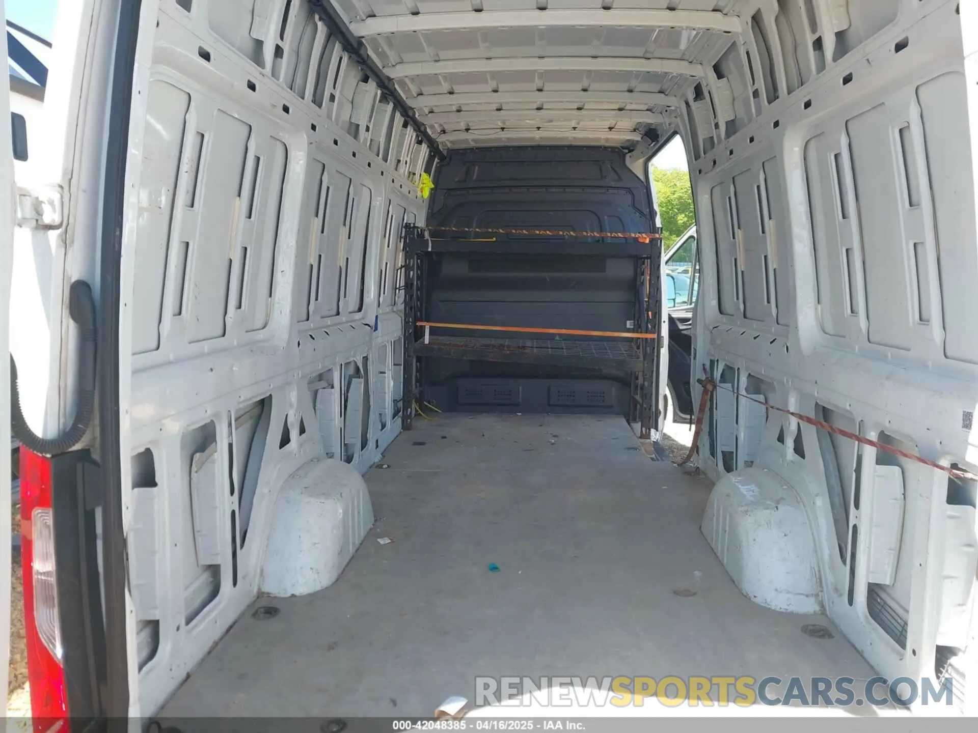 18 Photograph of a damaged car W1Y4ECHY9MT065430 MERCEDES-BENZ SPRINTER 2500 2021