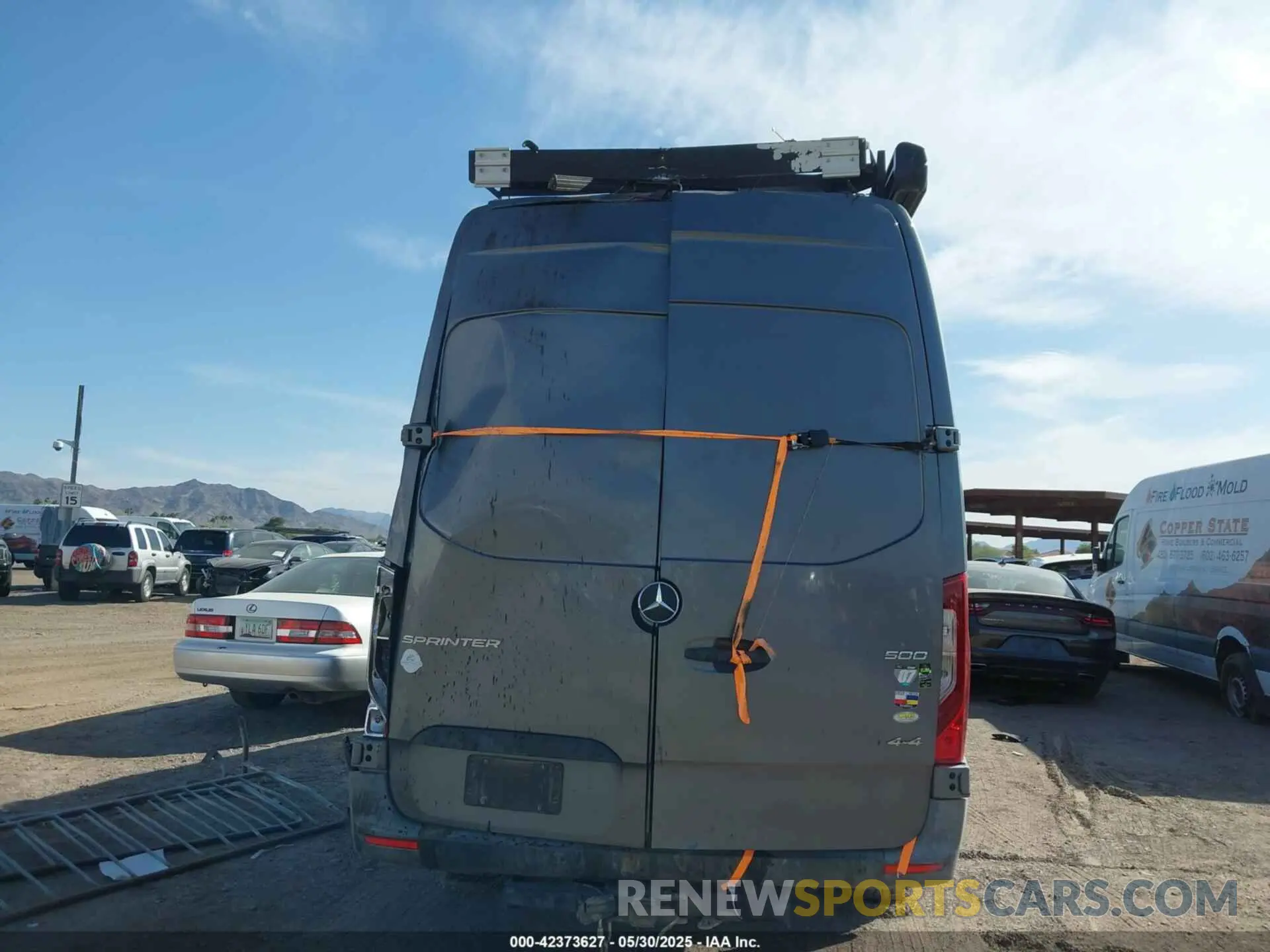 16 Photograph of a damaged car W1Y4ECVY4MT077652 MERCEDES-BENZ SPRINTER 2500 2021