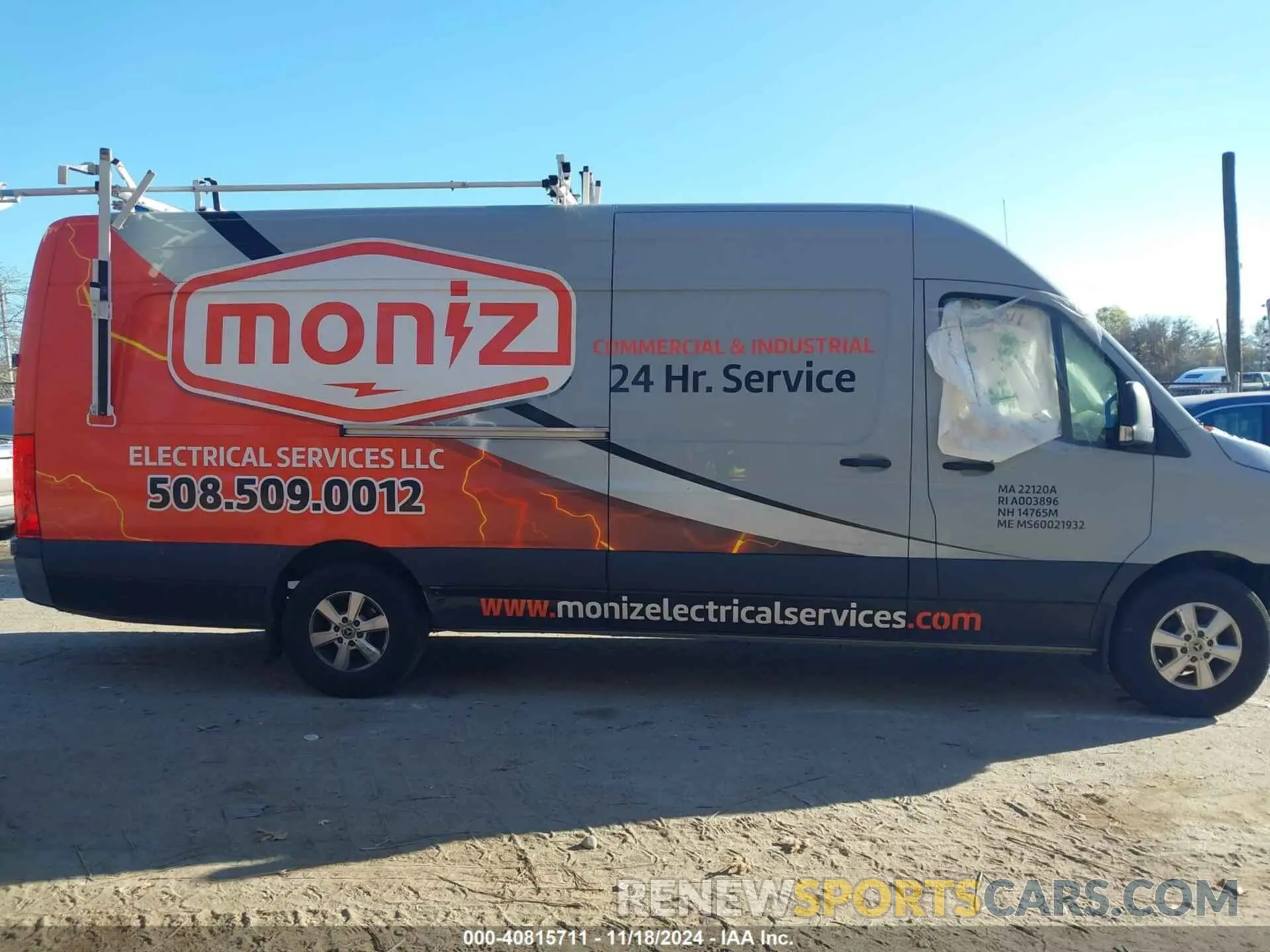 14 Photograph of a damaged car W1Y4EDHY3MT074873 MERCEDES-BENZ SPRINTER 2500 2021