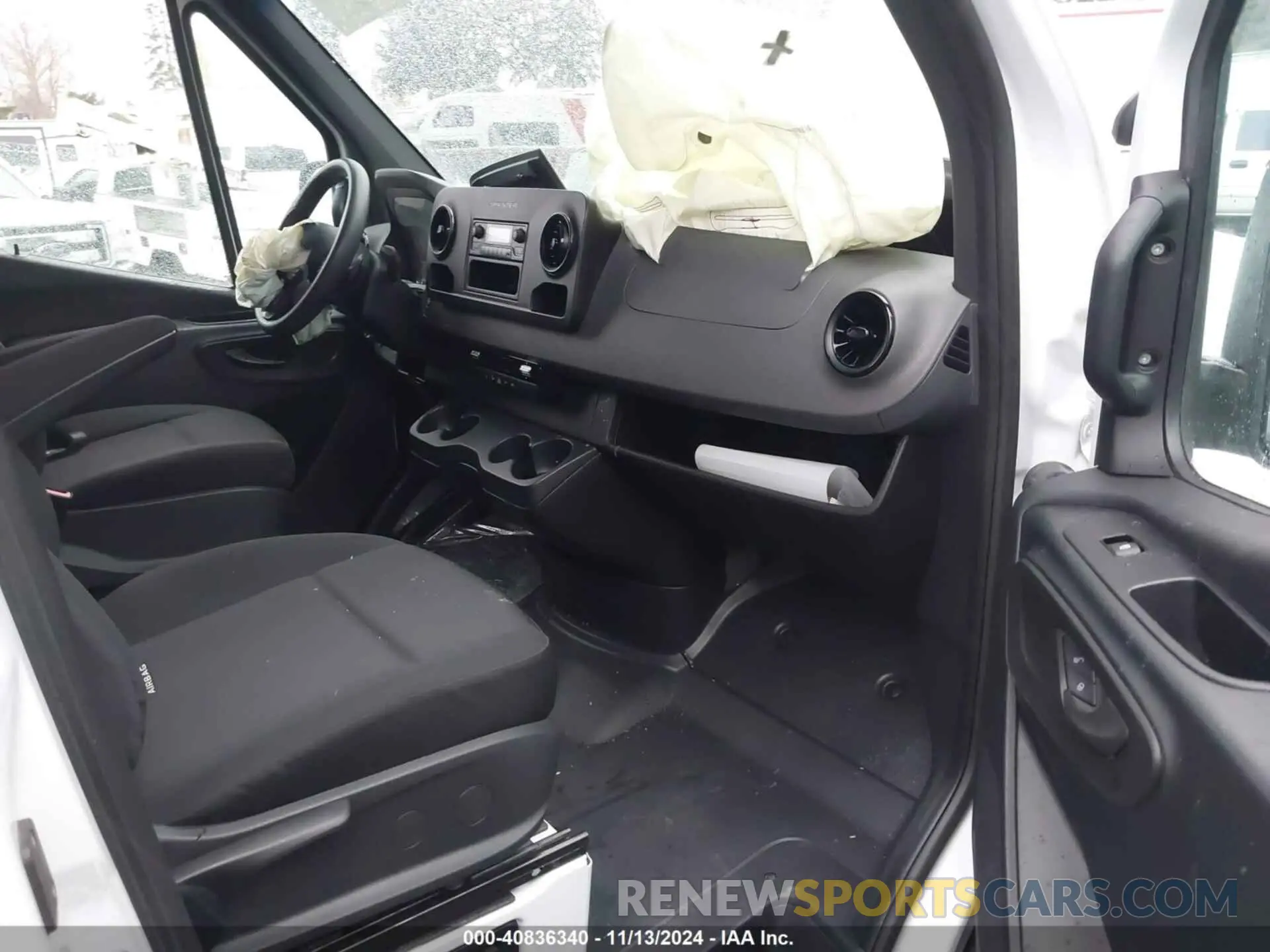 5 Photograph of a damaged car W1Y40CHY0NT095769 MERCEDES-BENZ SPRINTER 2500 2022
